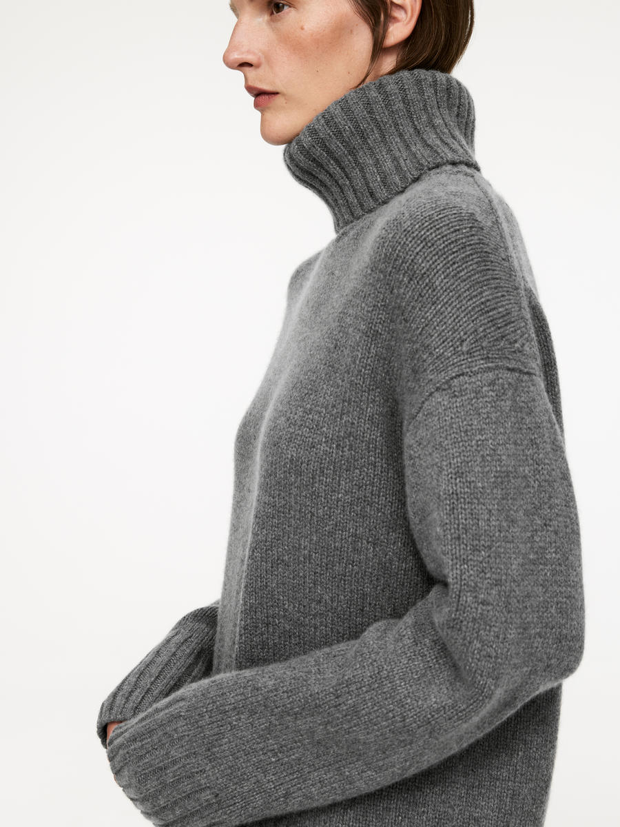 Chunky grey jumper best sale