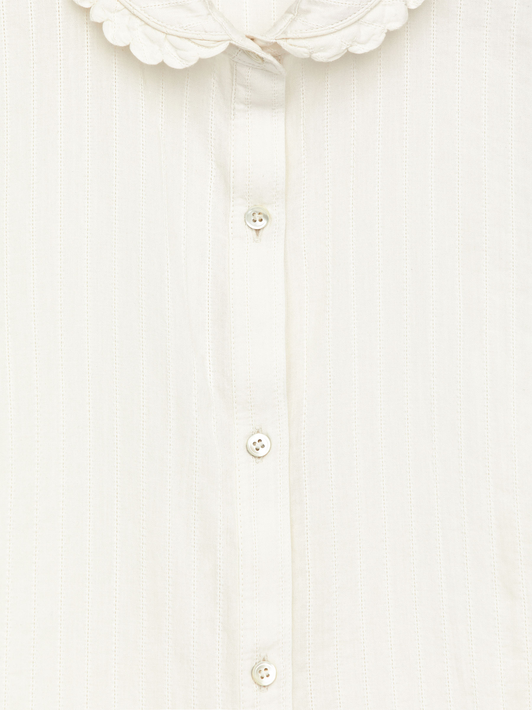 Scallop-Edge Blouse - Off White - Regular fit - Women - StillMedia/DescriptiveDetail - 2