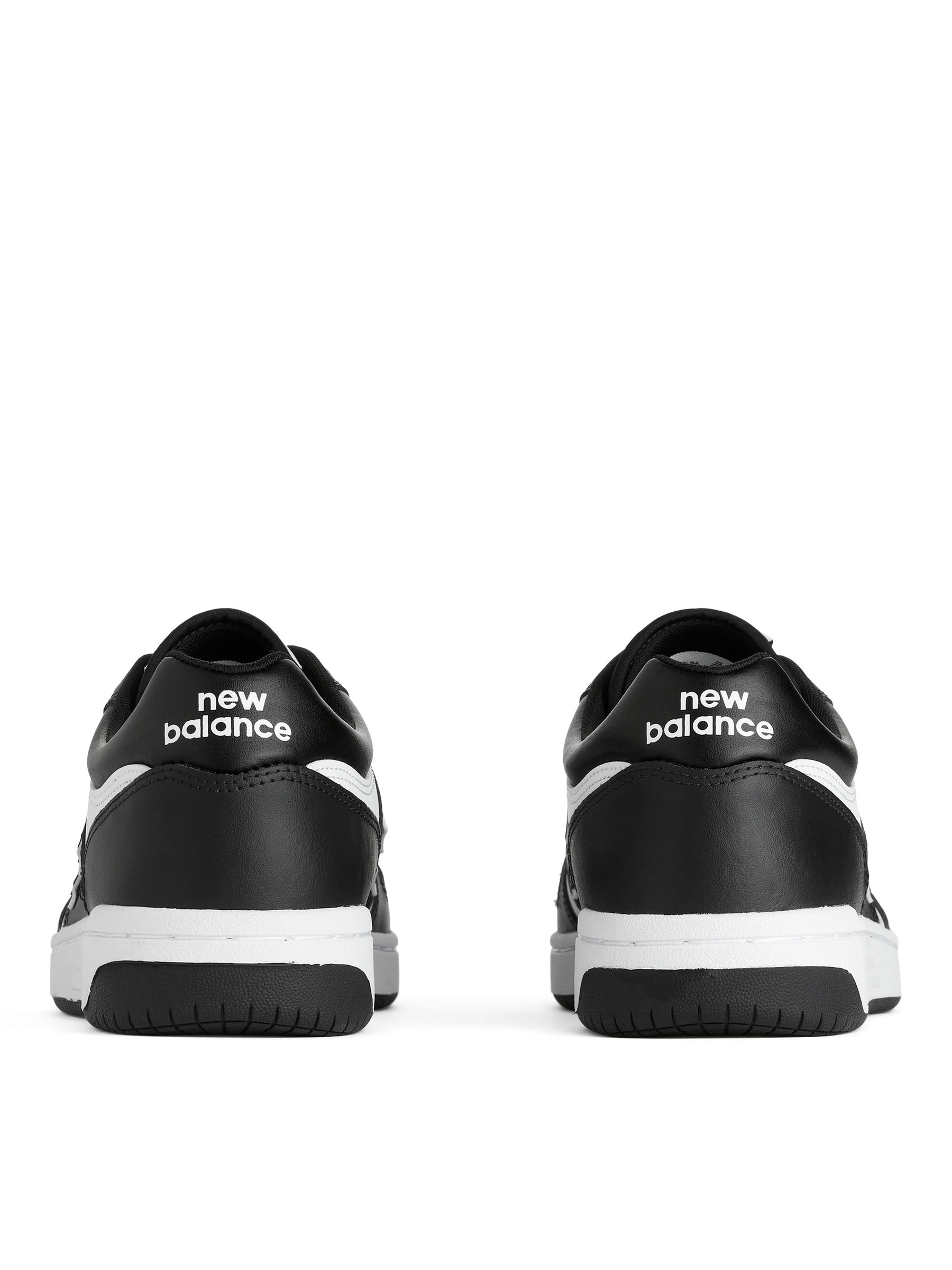 New Balance BB480 Trainers - Black/White - Men - StillMedia/DescriptiveStillLife - 4