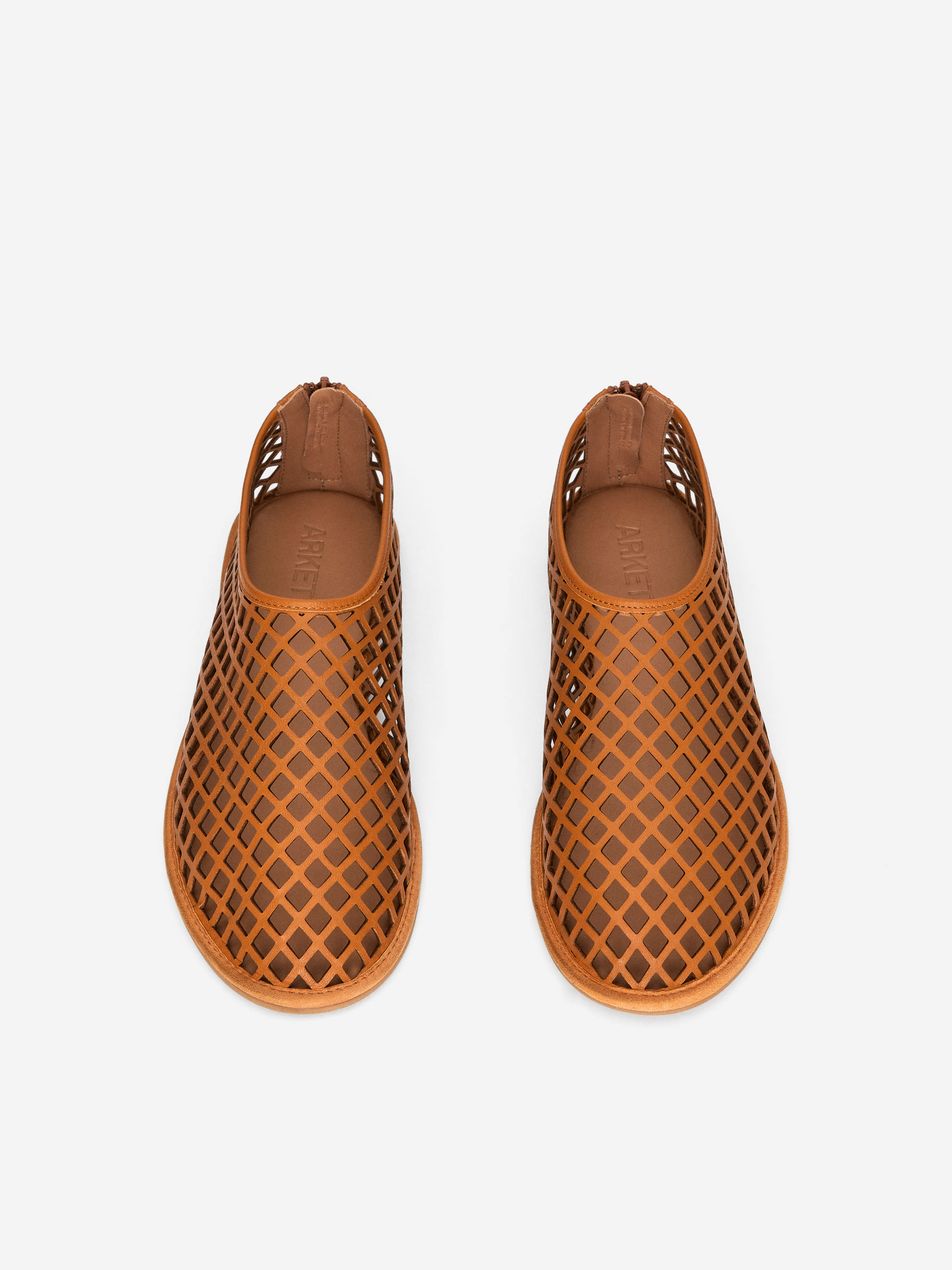 Cut-Out Leather Flats - Orange - Women - StillMedia/DescriptiveStillLife - 3