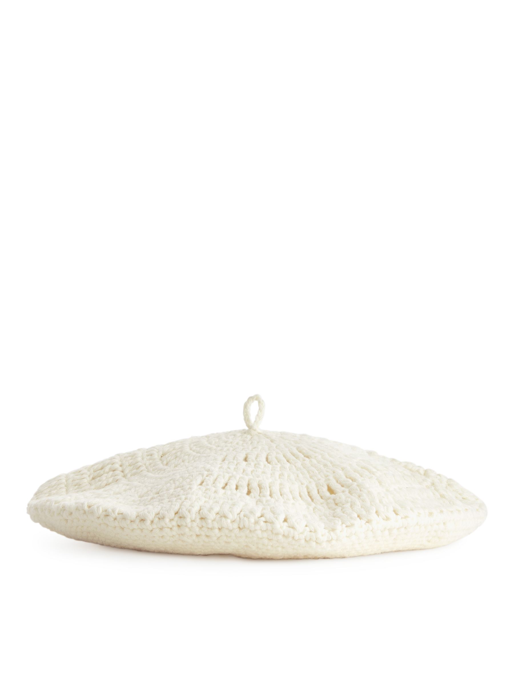 CrochetBeret - Off-White - Women - StillMedia/DescriptiveStillLife - 7