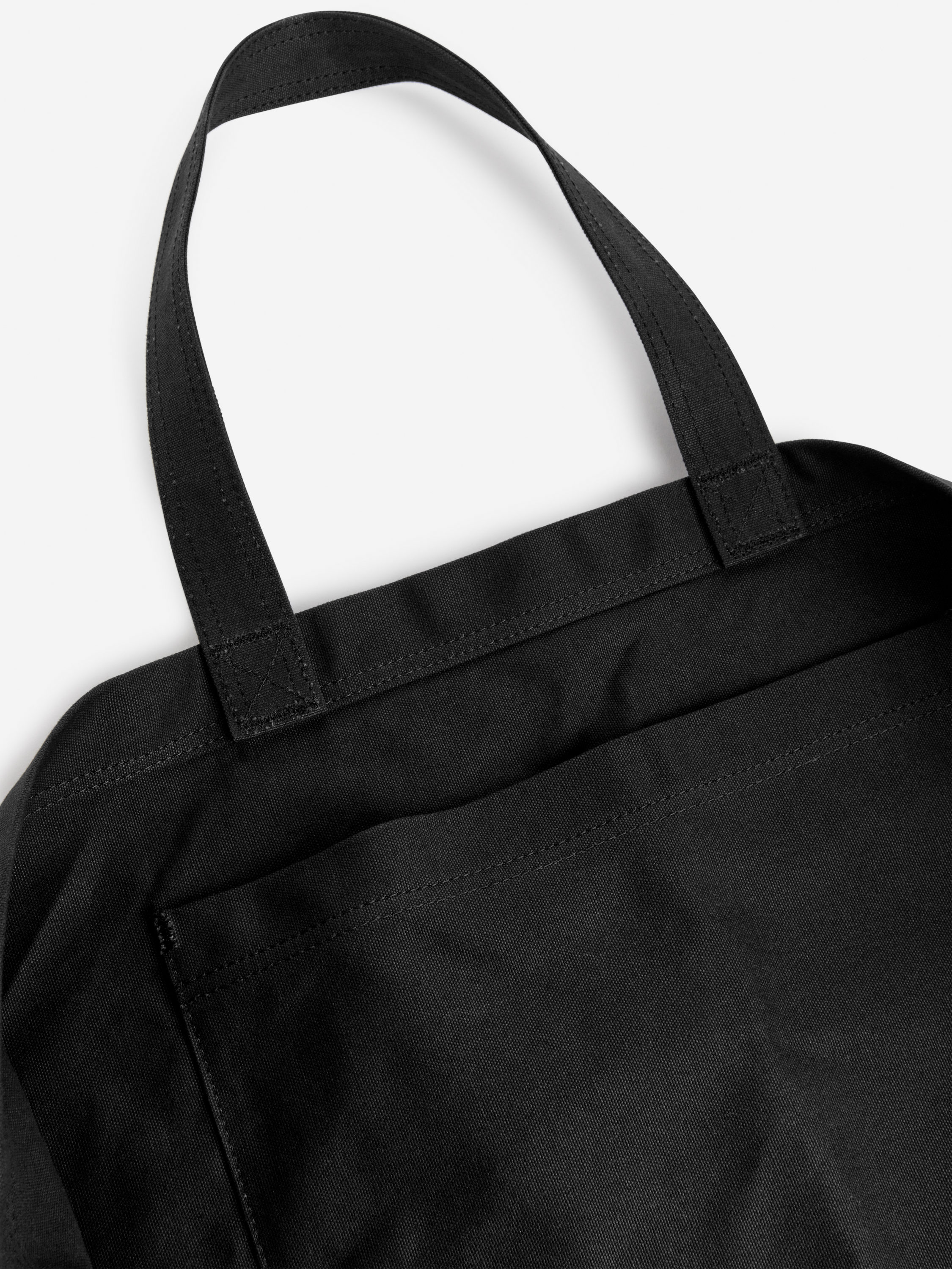 ARKET Oversized Canvas Tote – Black – Men – ARKET NL