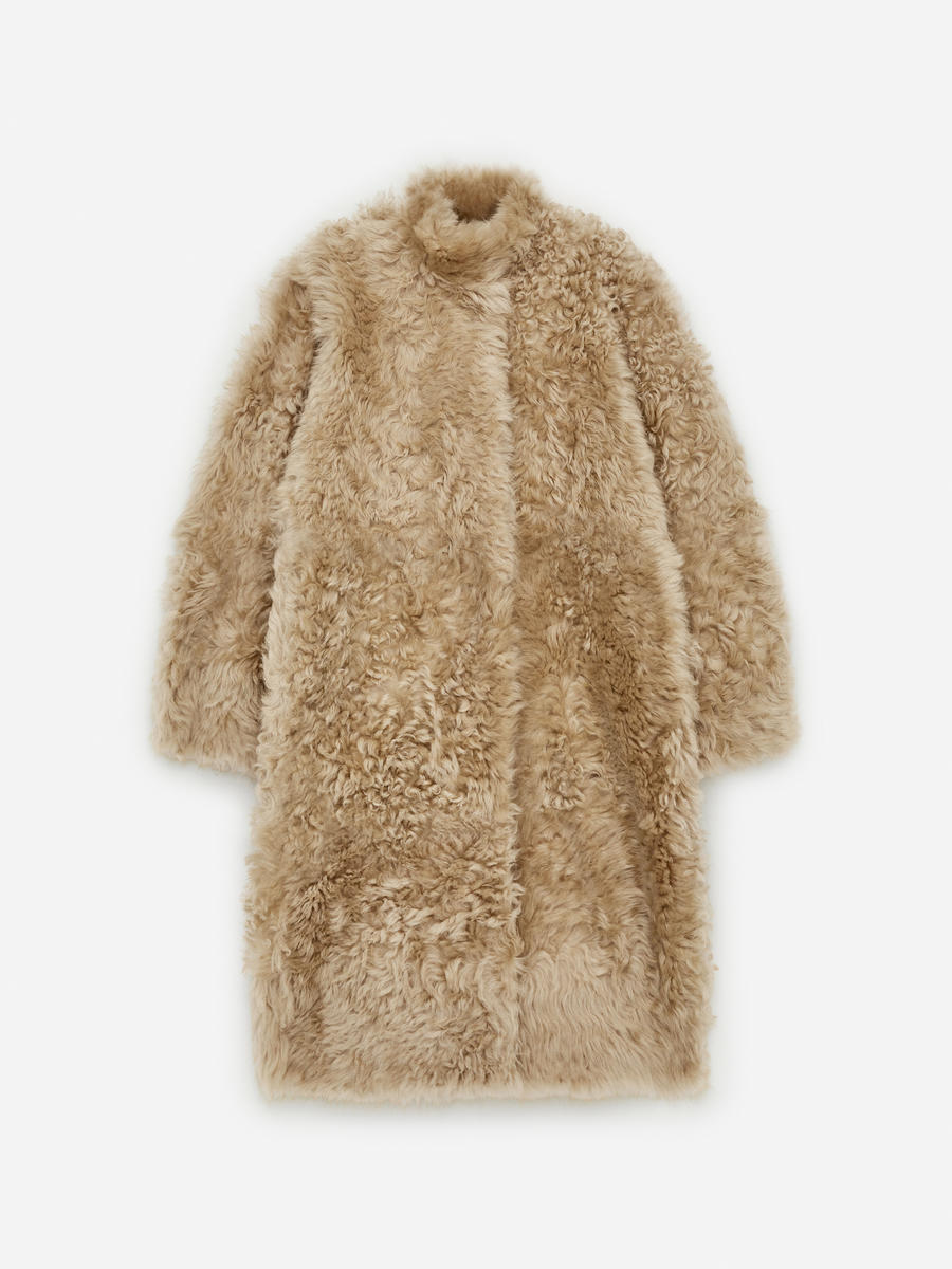 Shearling-Mantel-#C9B794-13879