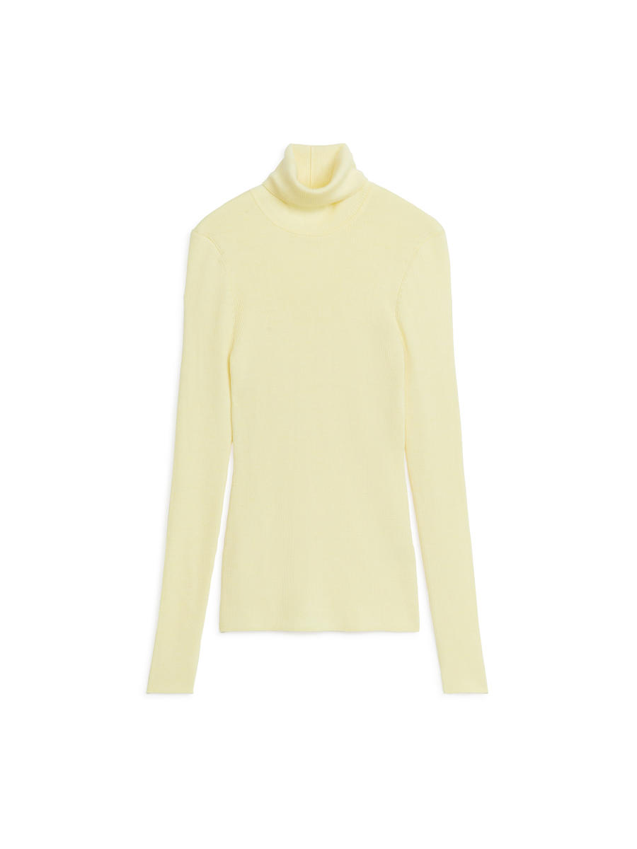 Merino Wool Roll-Neck - Pale Yellow - Slim fit - Women - 0996546008