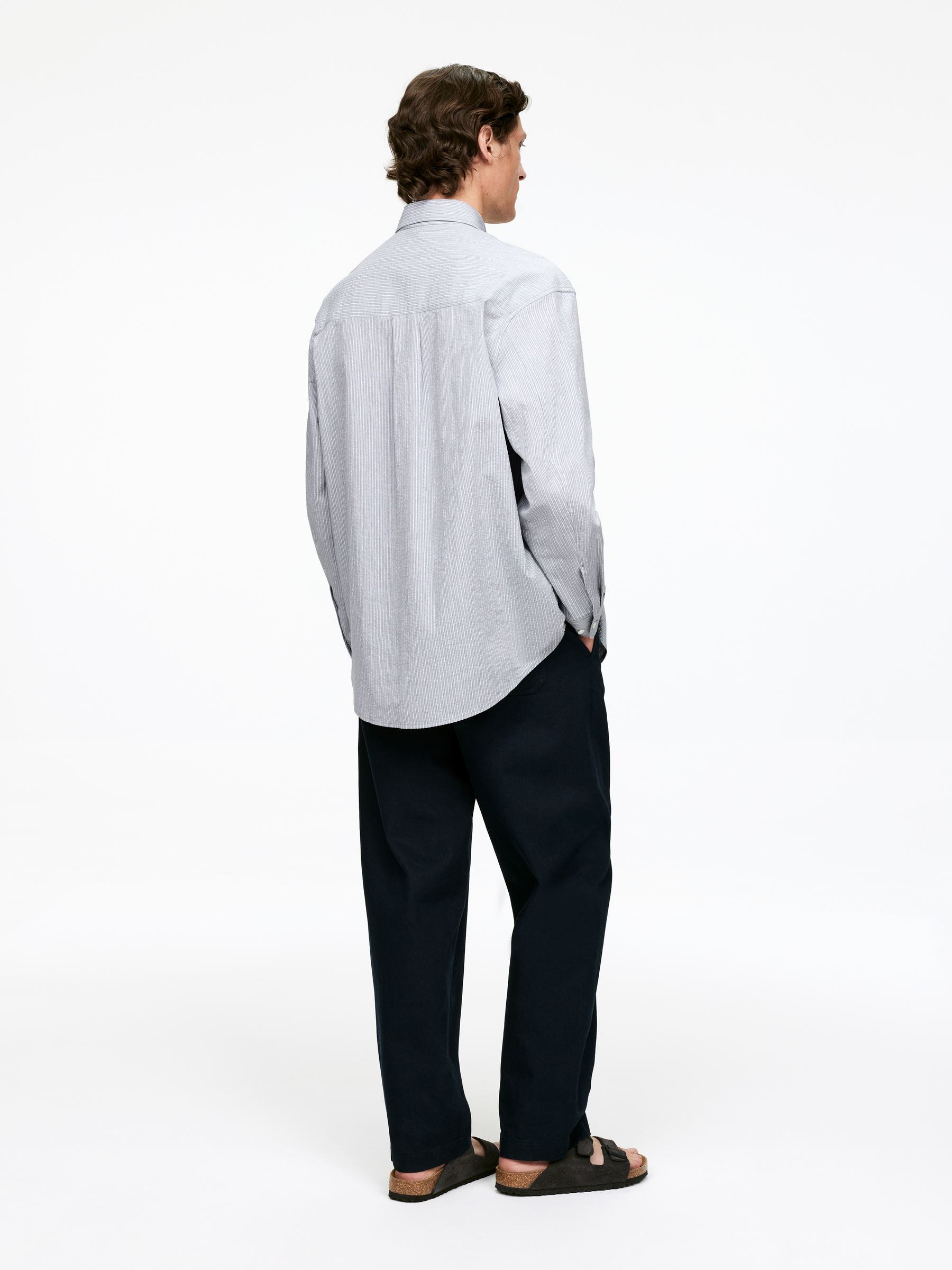 Relaxed Seersucker Shirt - Grey - Relaxed fit - Men - StillMedia/Lookbook - 5