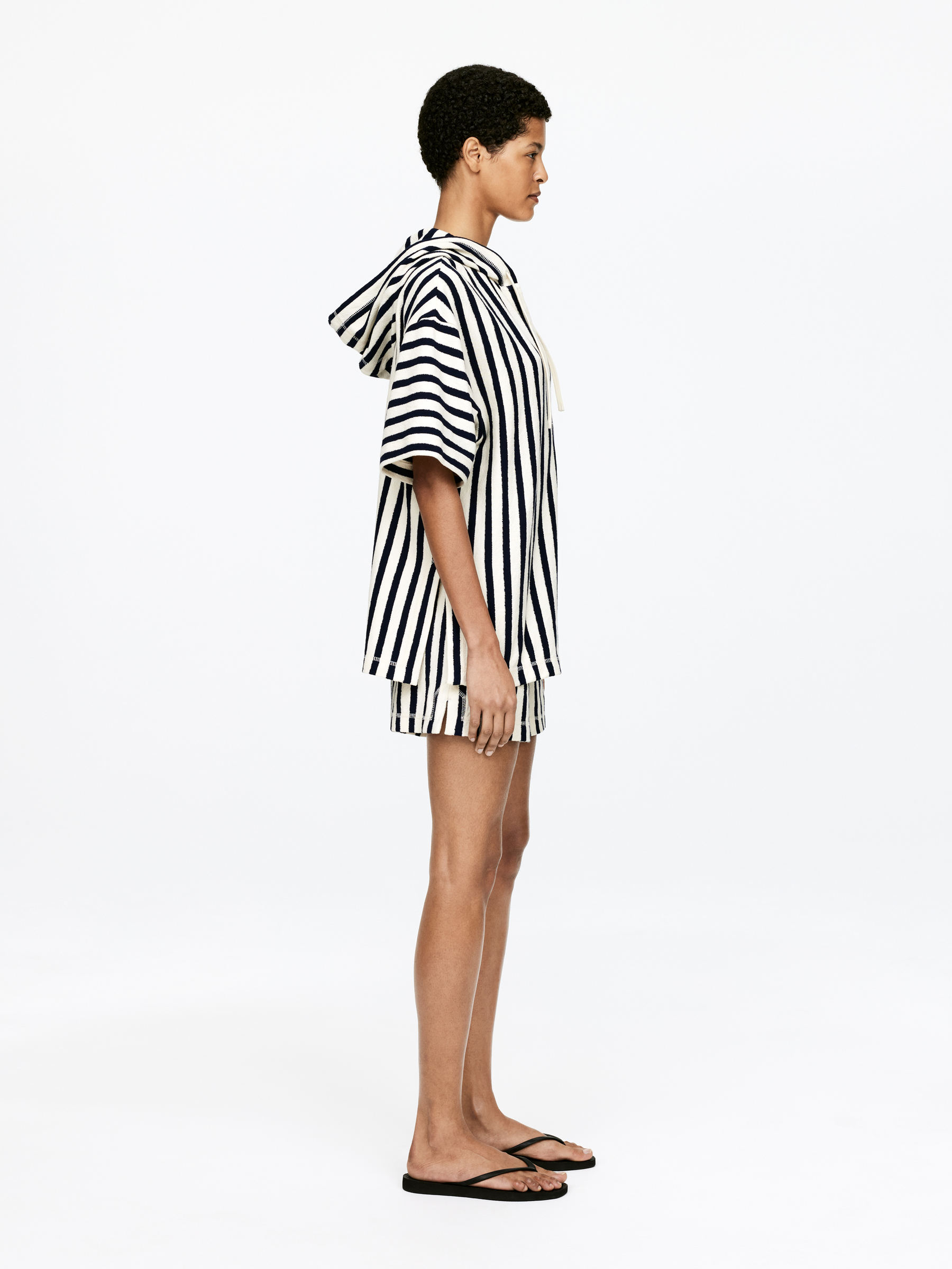 Hooded Towel Top - Off White/Dark Blue - Loose fit - Women - StillMedia/Lookbook - 5