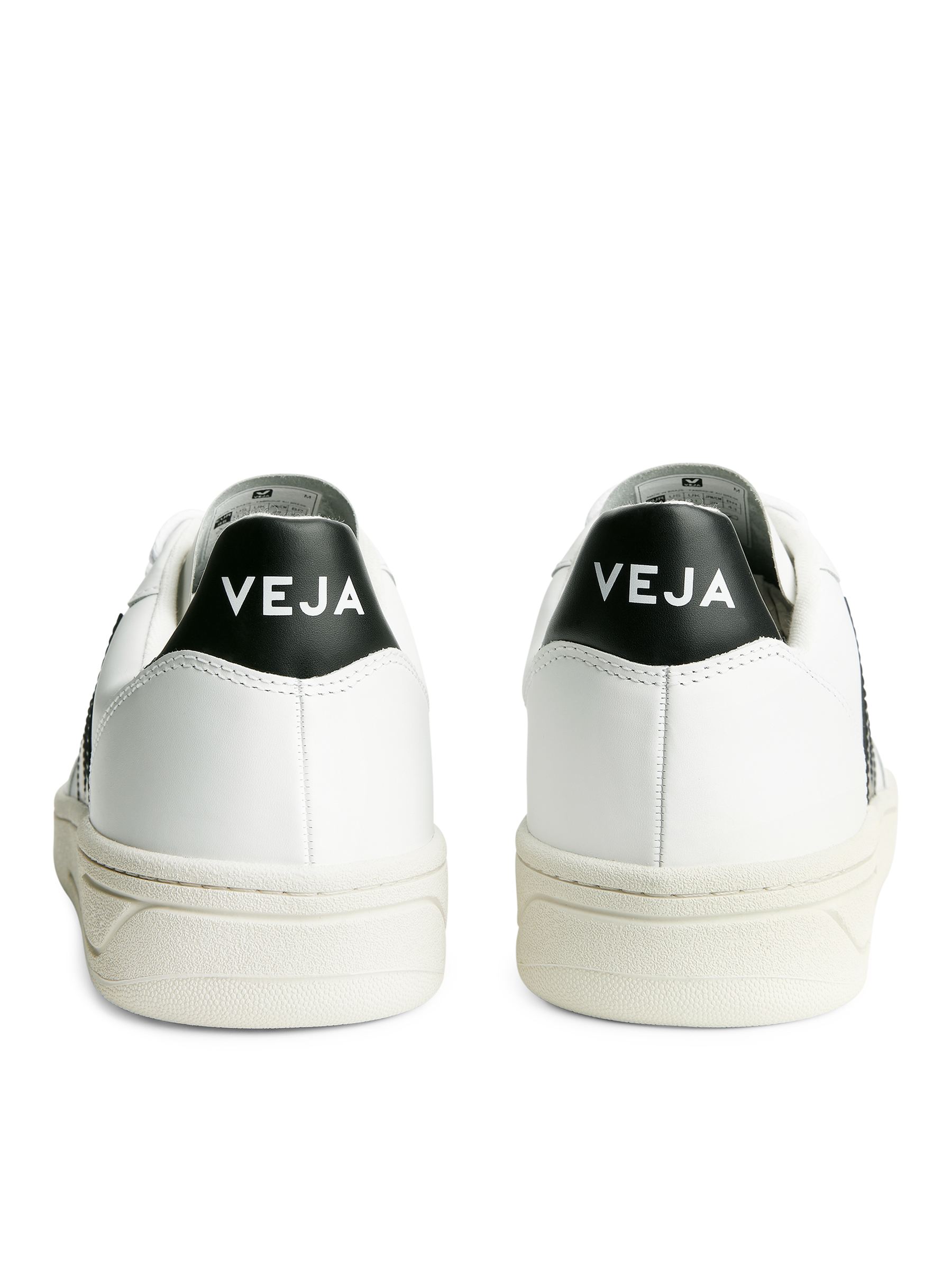 Veja V10 Trainers - White - Men - StillMedia/DescriptiveStillLife - 3