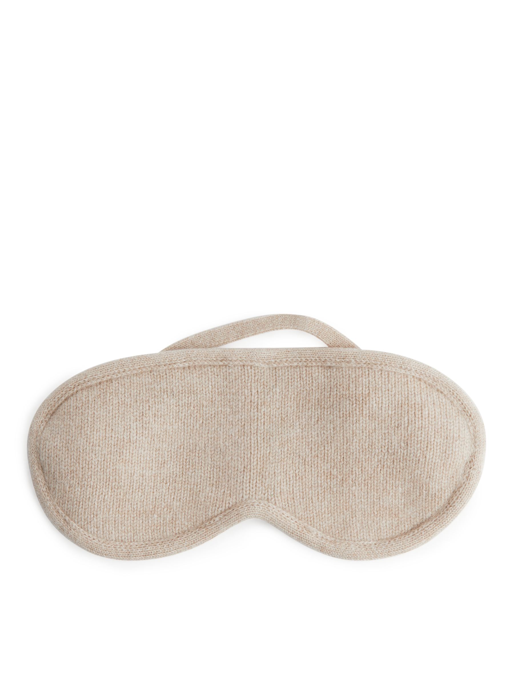 Sovmask i stickad kashmir - Beige - Women - StillMedia/DescriptiveStillLife - 1