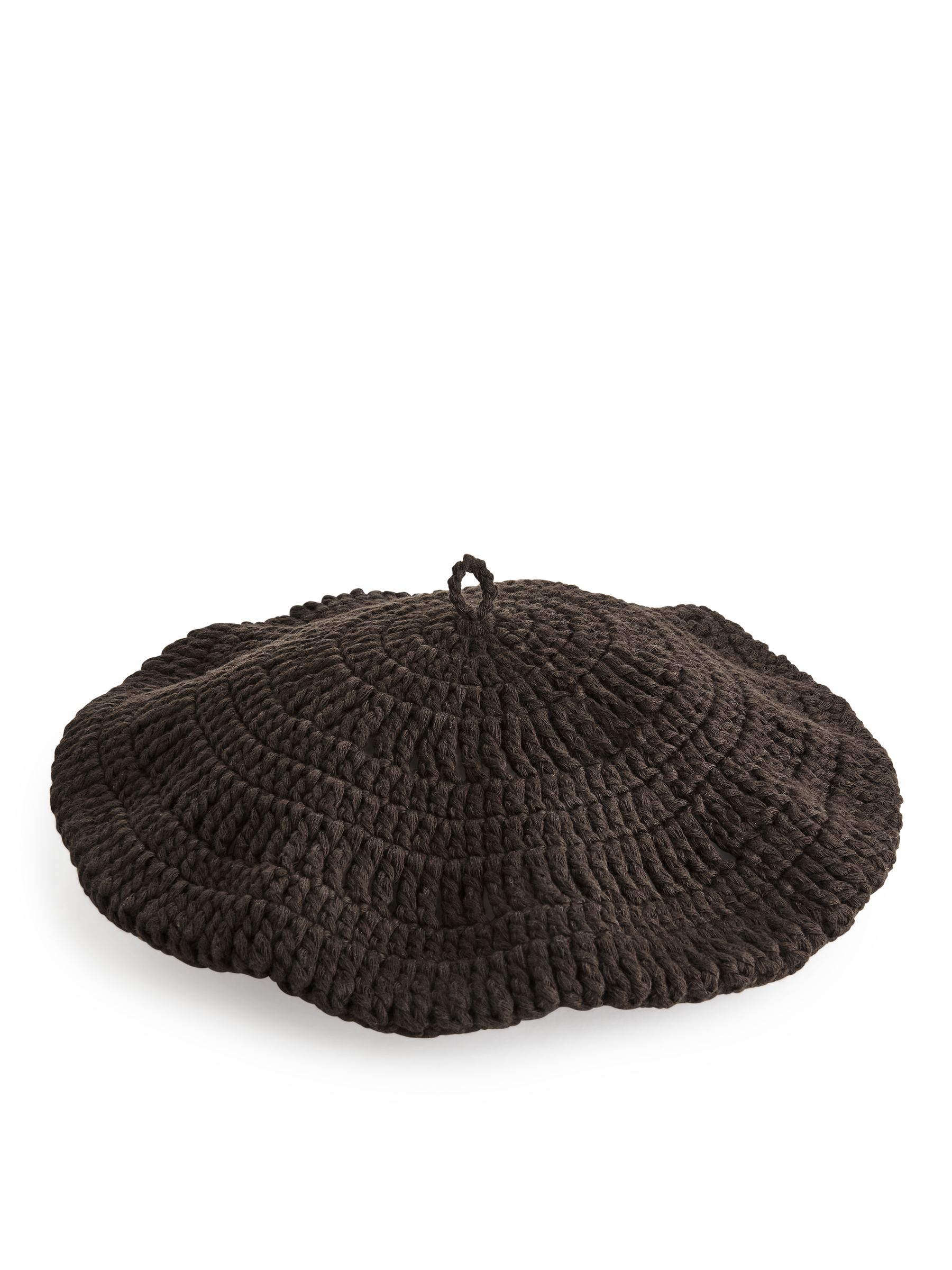 CrochetBeret - Dark Brown - Women - StillMedia/DescriptiveStillLife - 2