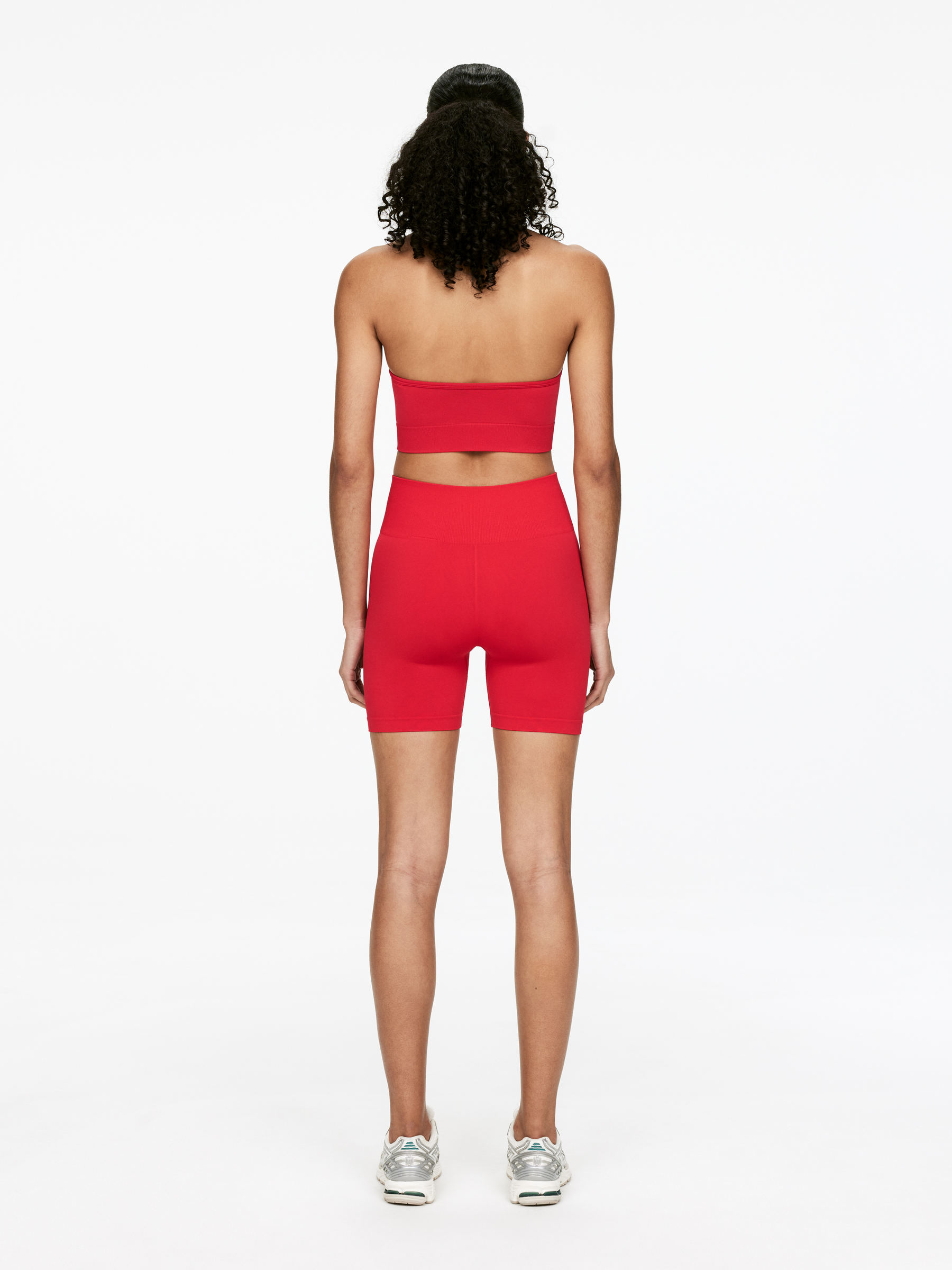 Seamless Halterneck Top - Red - Slim fit - Women - StillMedia/Lookbook - 6