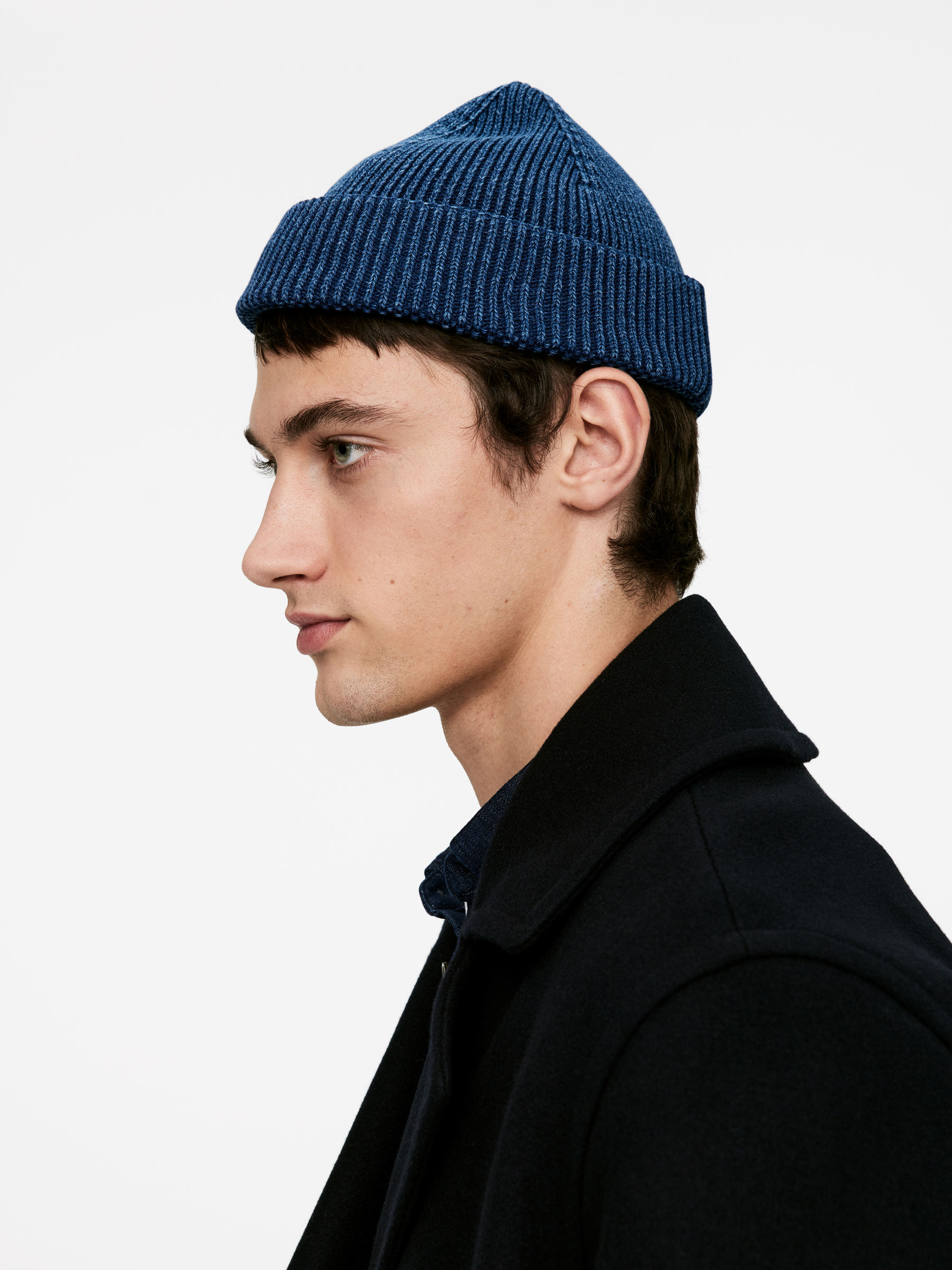 Beanie in Indigo-#21273C-14136