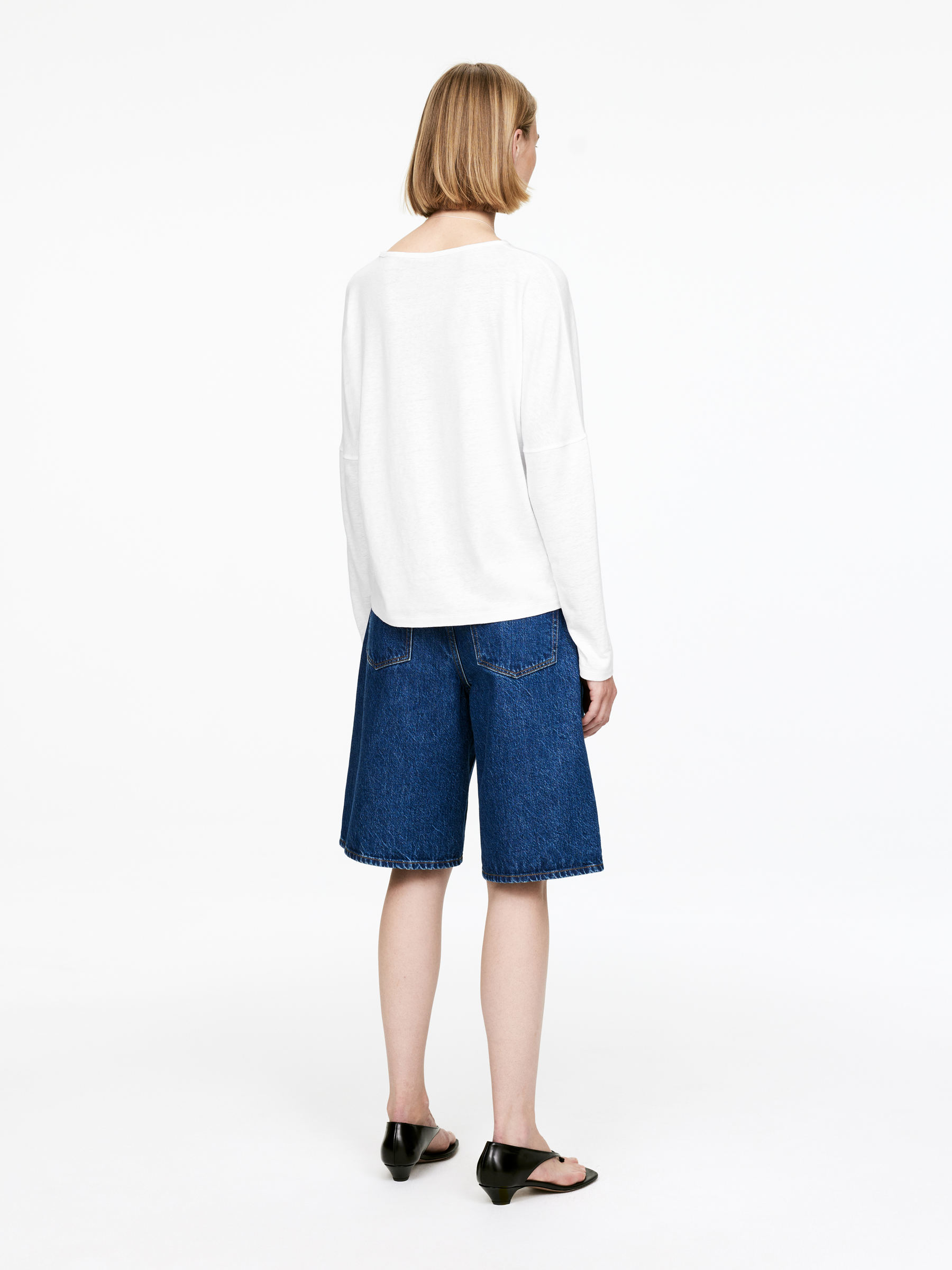 Loose-Fit Linen Viscose Top - White - Loose fit - Women - StillMedia/Lookbook - 6