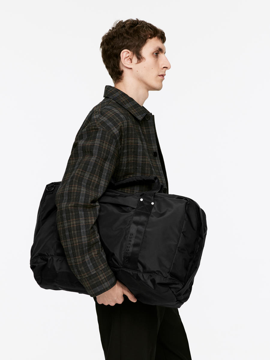 Arket 72 hour duffle deals