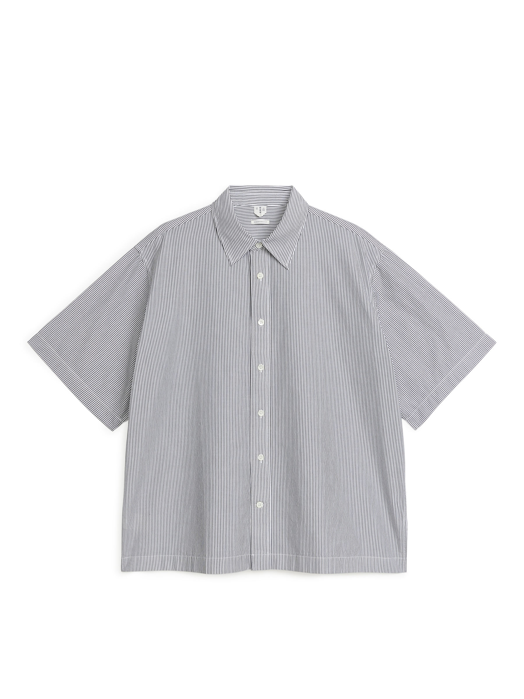 Camisa de popelina oversize - Negro/rayas blancas - Oversized - Men - StillMedia/DescriptiveStillLife - 1