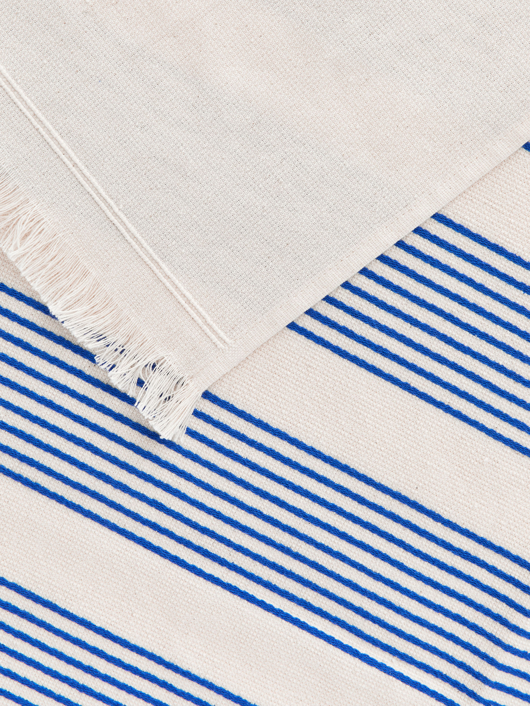 Bath Towel 100 x 180 cm - Blue - Homeware - StillMedia/DescriptiveDetail - 4