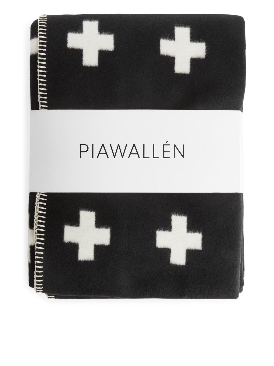 Pia Wallén Cross Blanket - Black/White - Homeware - 1038567001