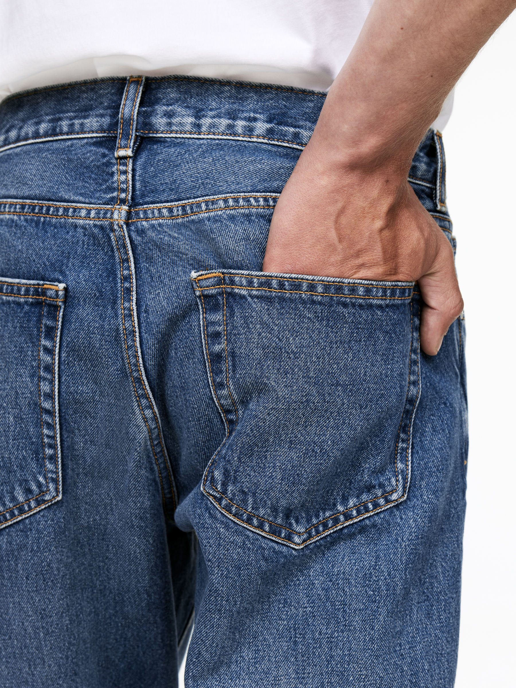 OCEAN Loose Straight Jeans - Blue - Loose fit - Men - StillMedia/Lookbook - 11
