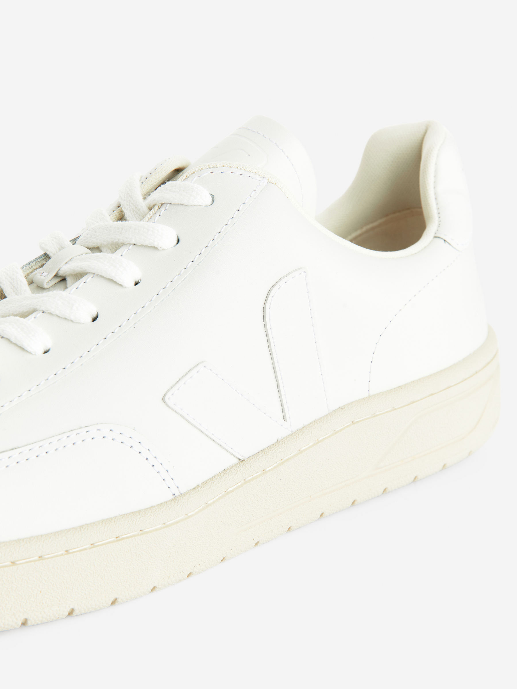 Veja V12 Trainers-#FFFFFF-13039