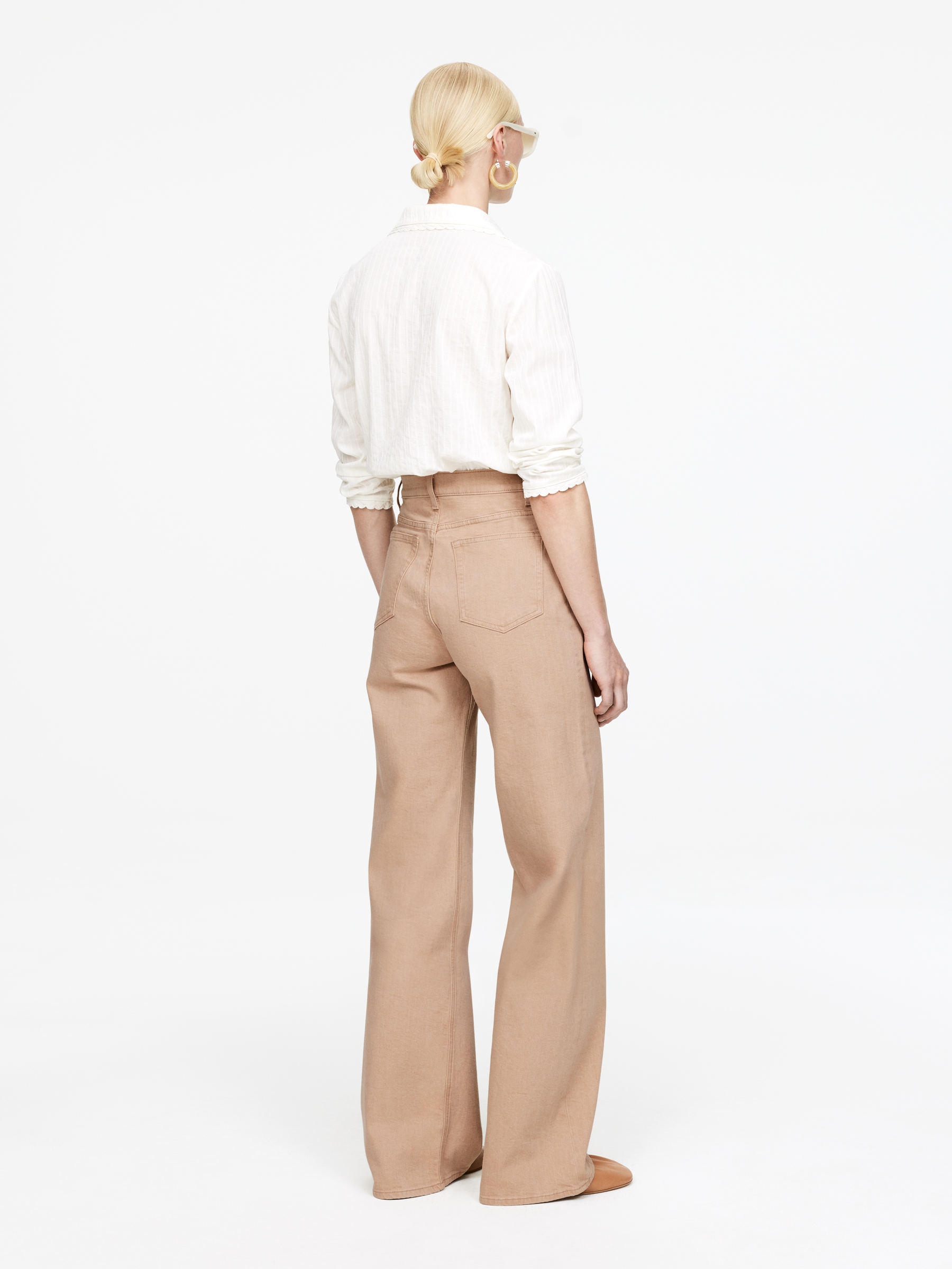 LUPINE Flared Jeans - Beige - Loose fit - Women - StillMedia/Lookbook - 5