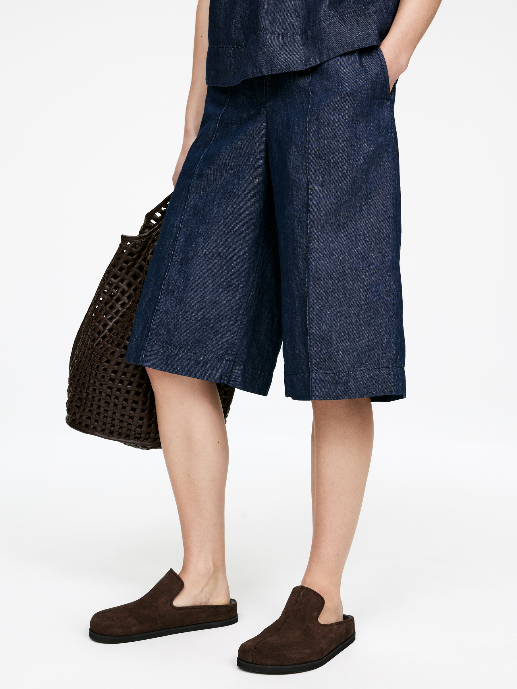 Suede Mules - Brown - Women - StillMedia/Lookbook - 7