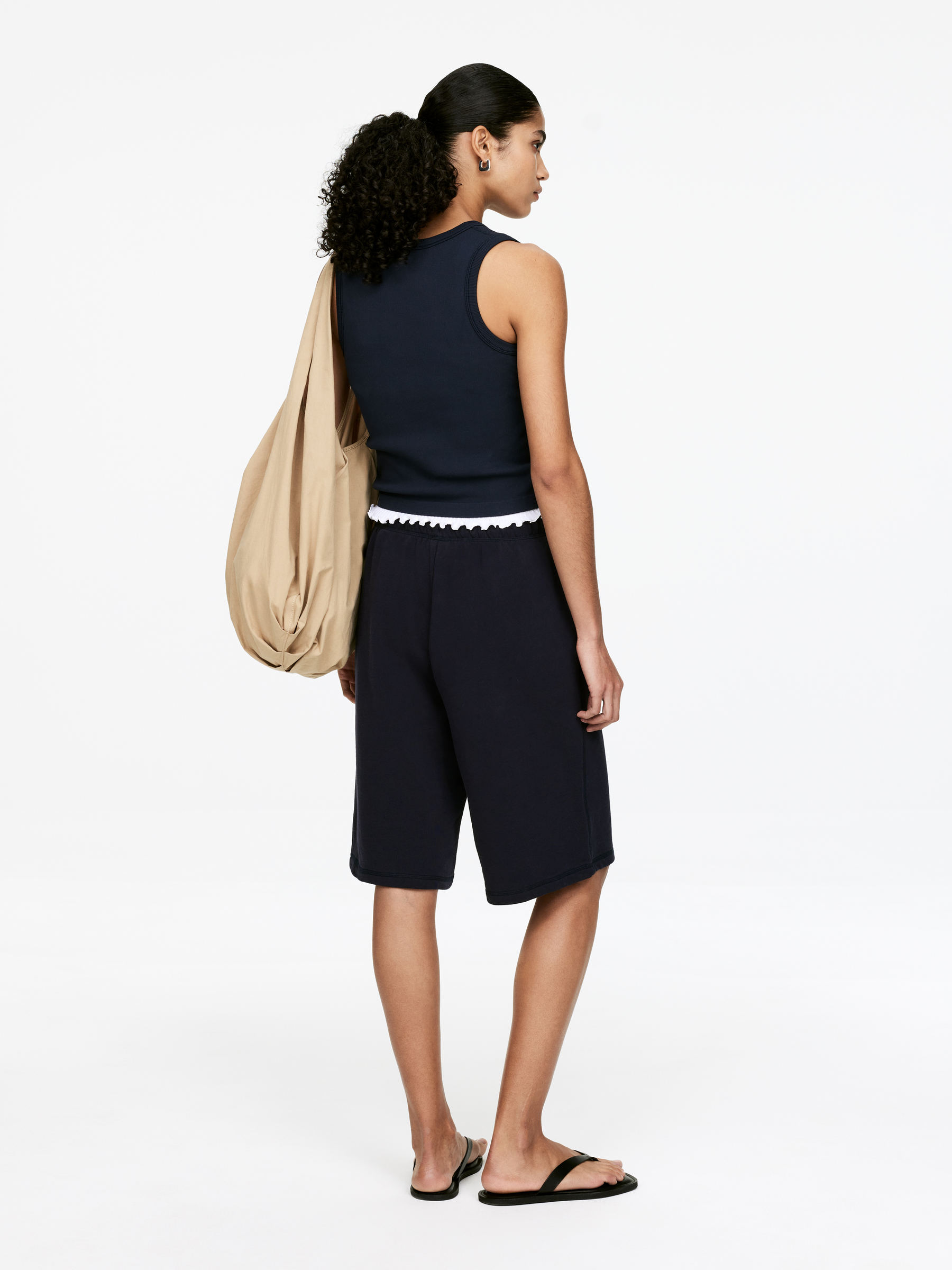 Shorts aus Frottee - Dunkelblau - Loose Fit - Damen - StillMedia/Lookbook - 6