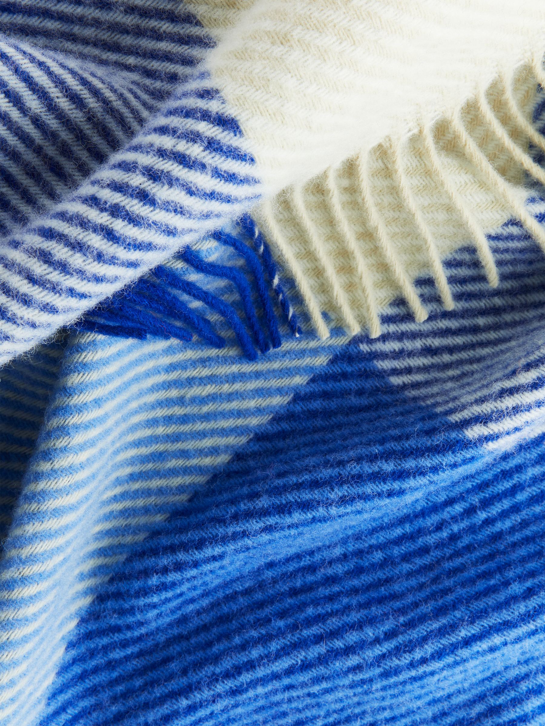 Manta de lana Klippan - Azul/blanco roto - Homeware - StillMedia/DescriptiveDetail - 3