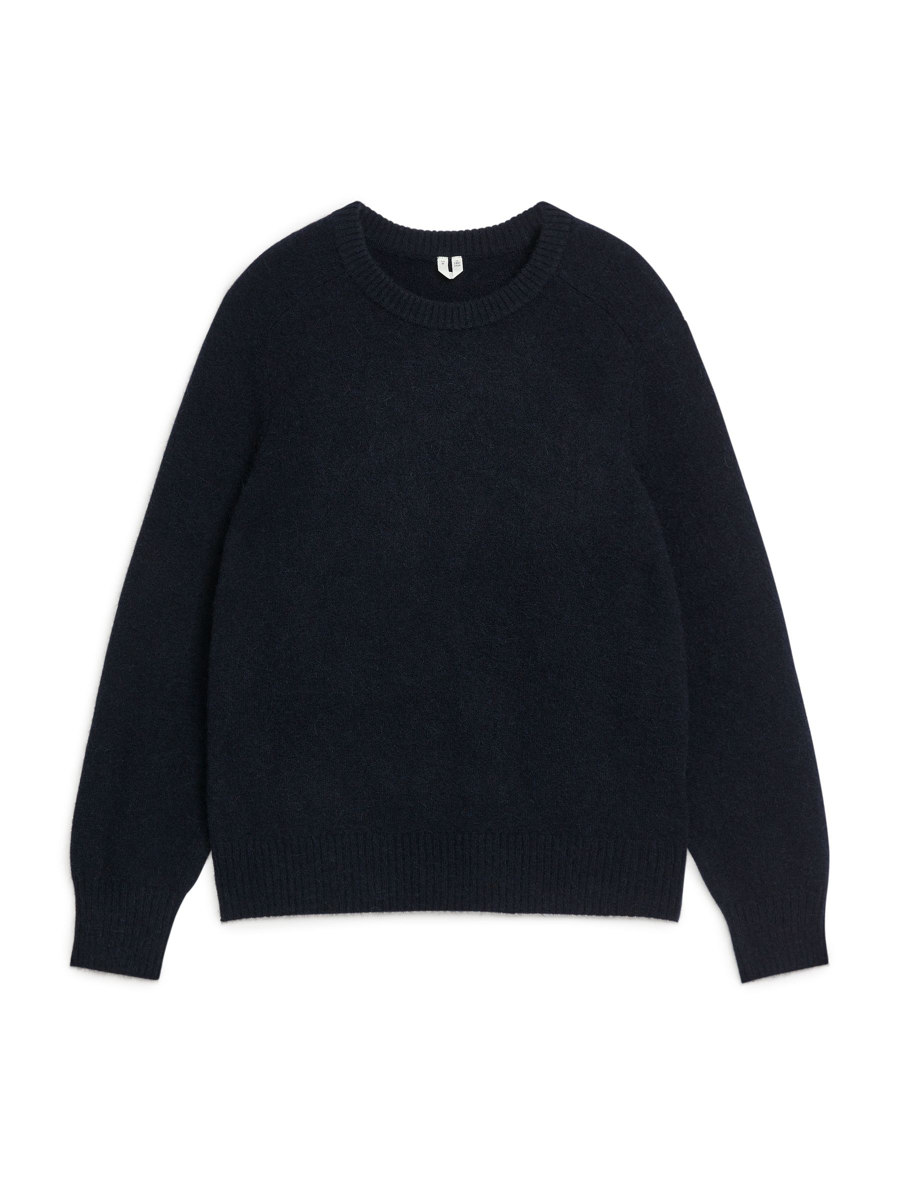 Alpaca-Merino Blend Jumper - Dark Blue - Regular fit - Men - StillMedia/DescriptiveStillLife - 1