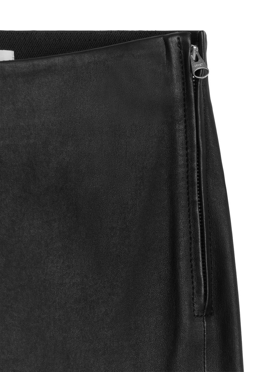 Flared Leather Trousers - Black - Slim fit - Women - 1204831001