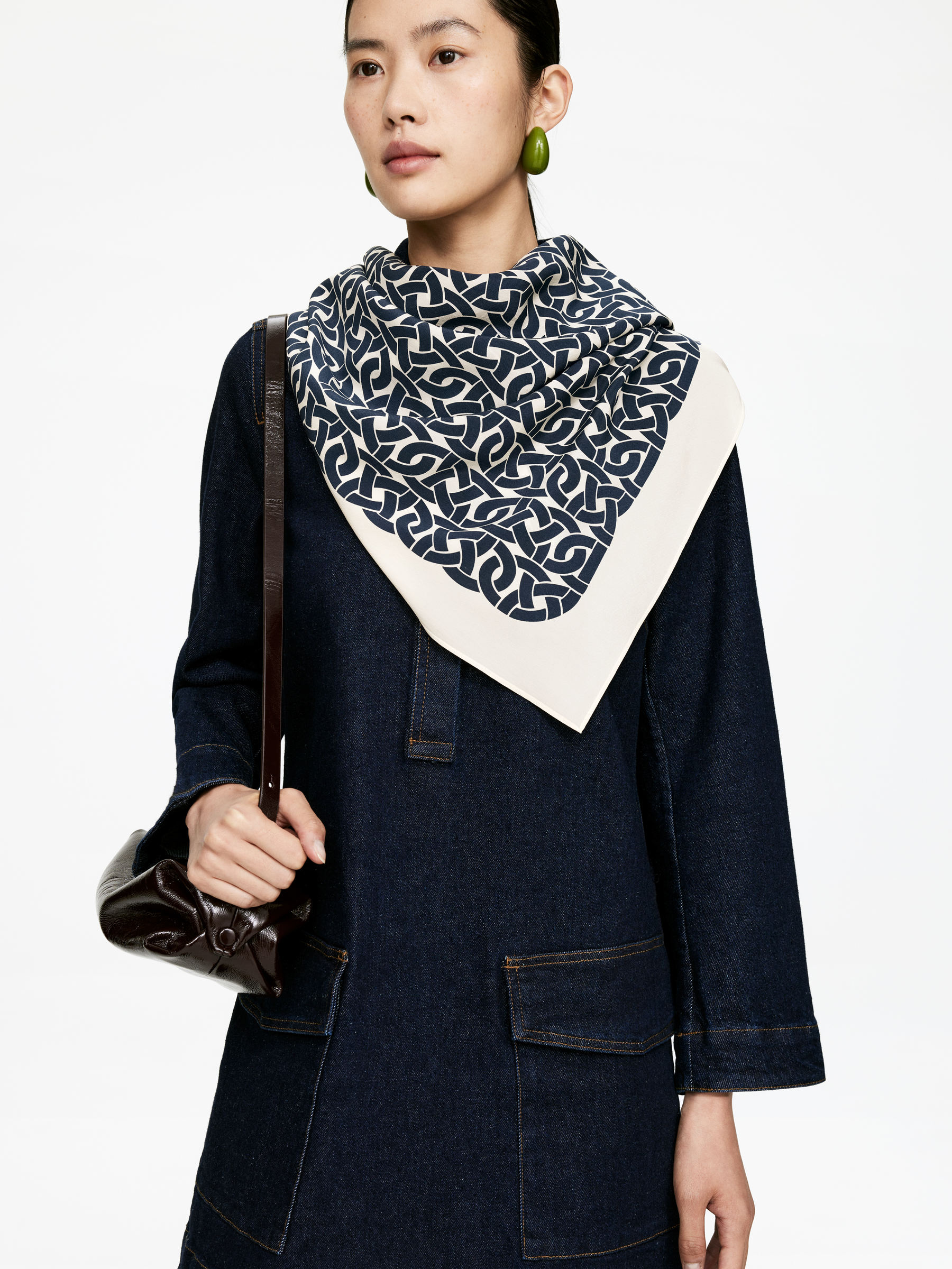 Printed Silk Scarf - White/Dark Blue - Women - StillMedia/Lookbook - 6