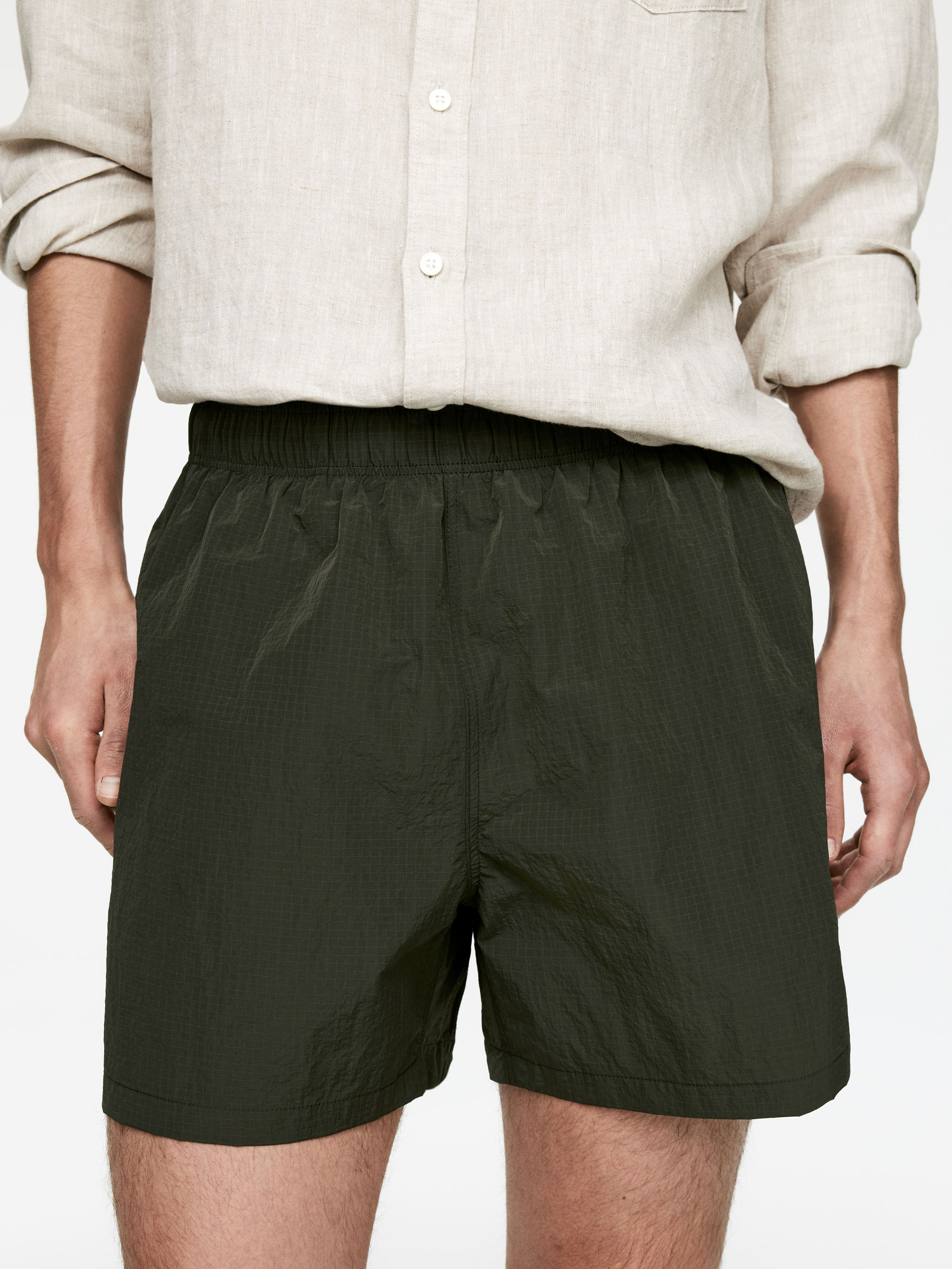 Ripstop Swim Shorts - Khaki Green - Regular fit - Men - StillMedia/Lookbook - 3