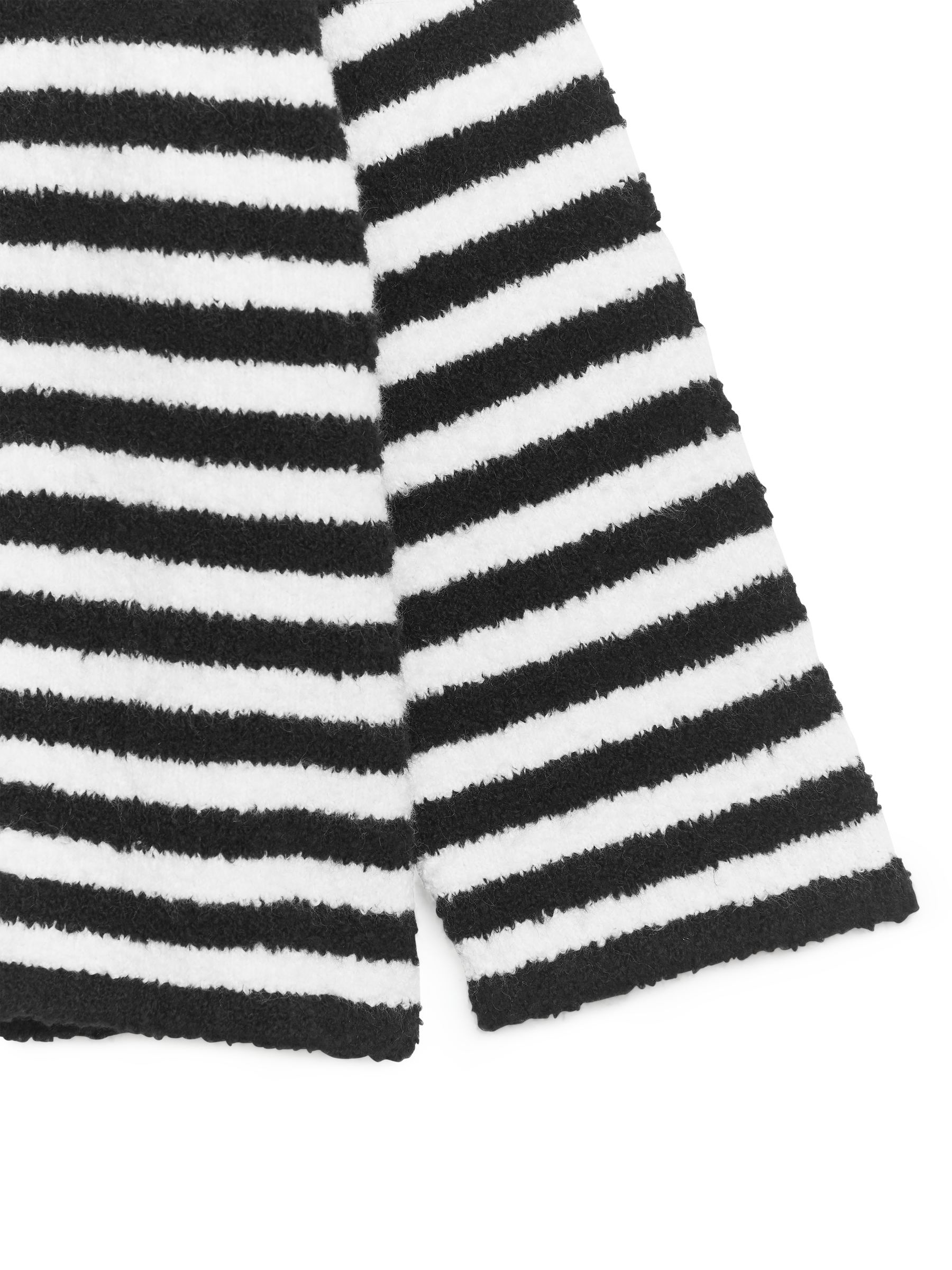 Flauschiger Pullover mit kastiger Passform - Schwarz/Weiß - Children - StillMedia/DescriptiveDetail - 1