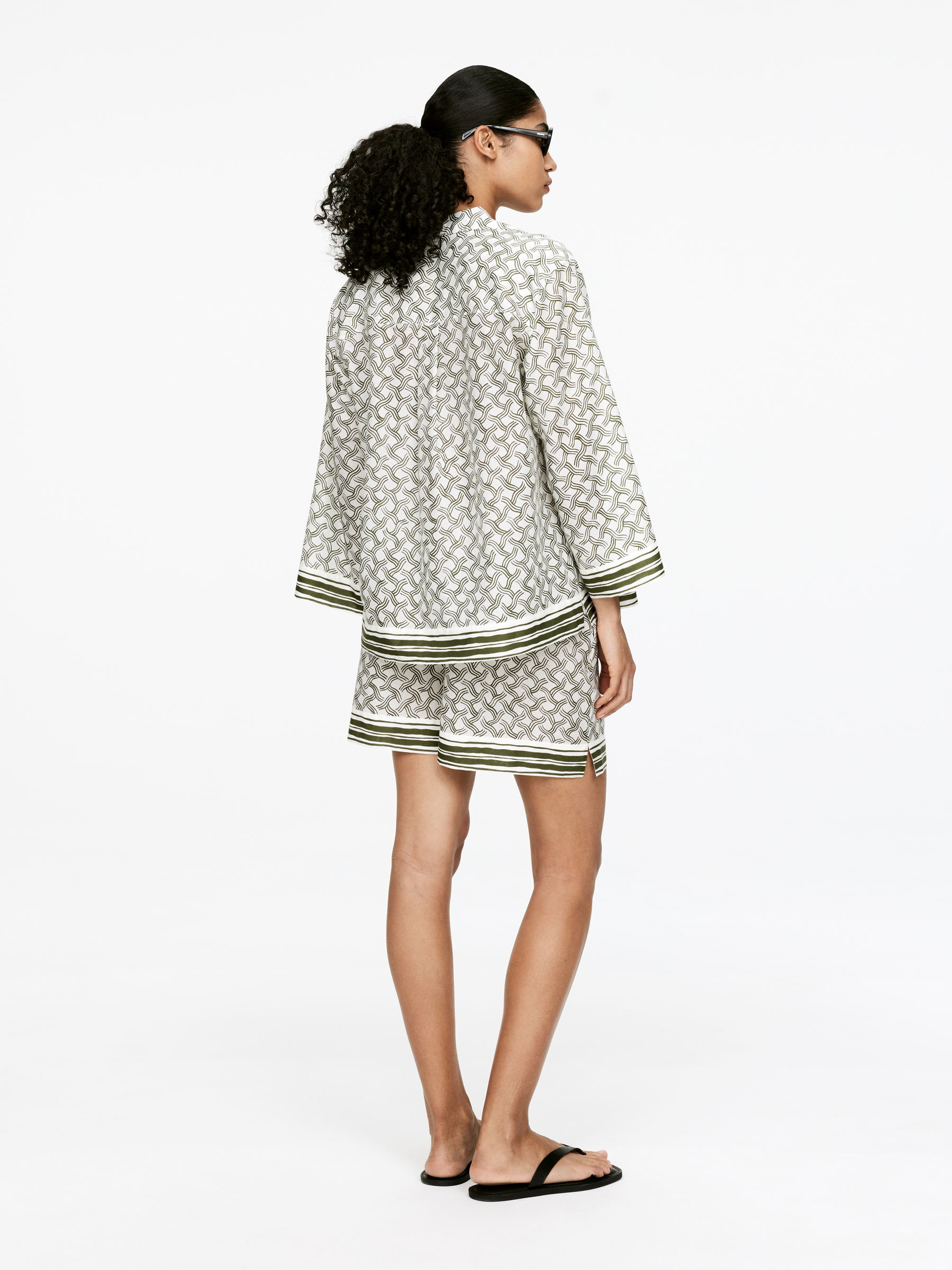 Printed Shirt - Off White/Dark Green - Regular fit - Women - StillMedia/Lookbook - 5