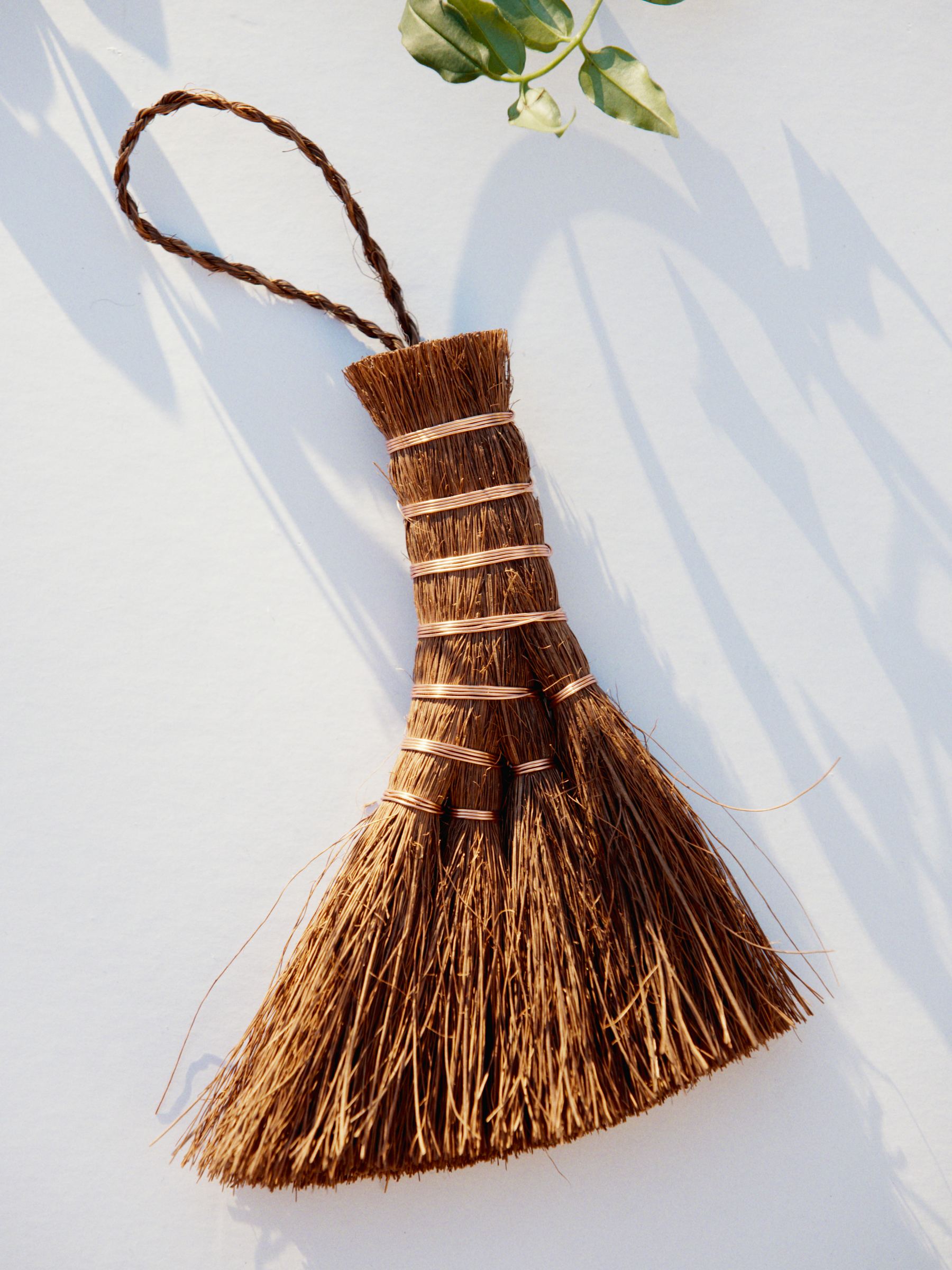 Niwaki Shuro Brush - Brown - Homeware - StillMedia/Environmental - 1