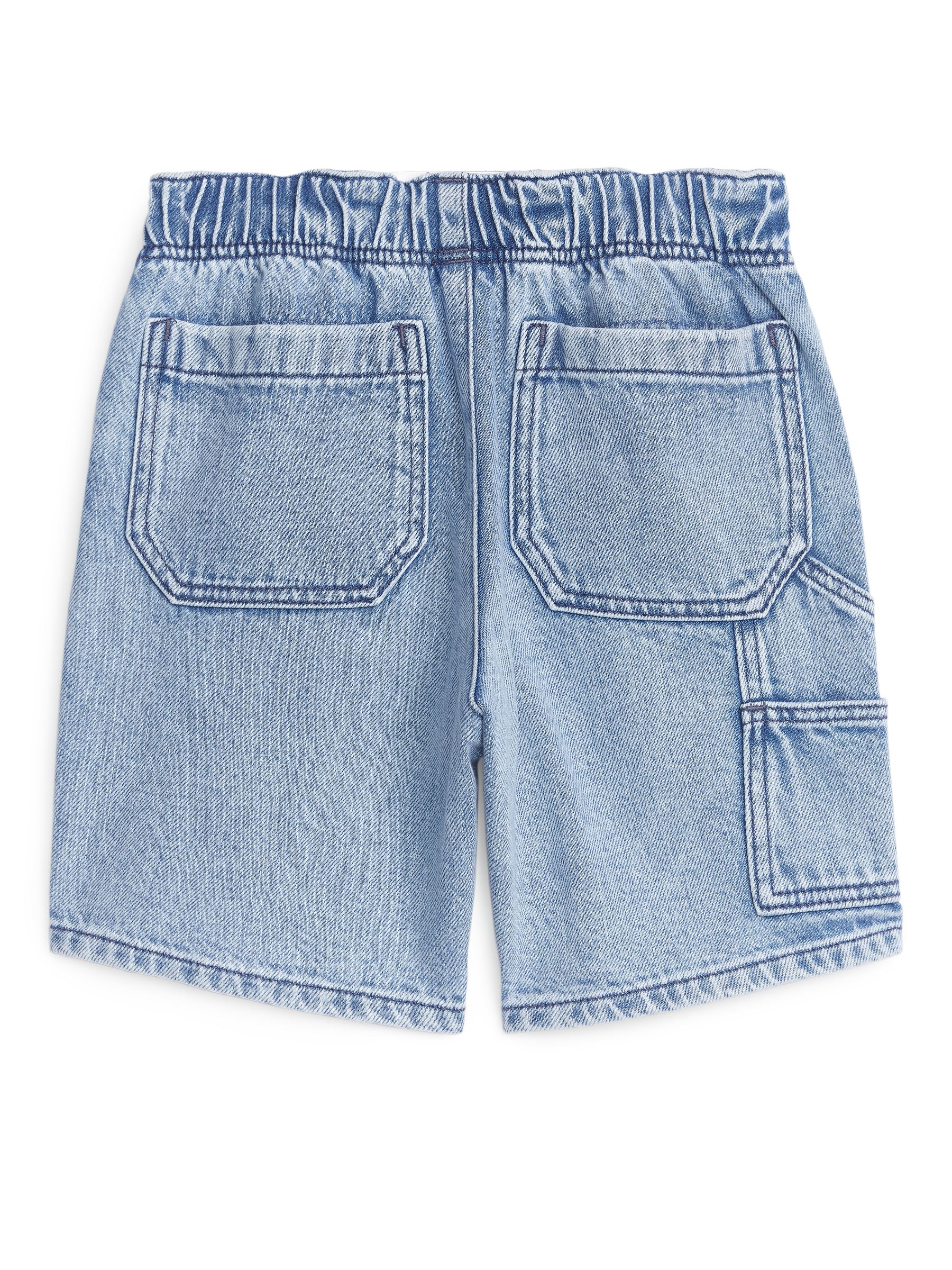 Pantalones cortos vaqueros ARKET and MR PORTER - Azul claro - Corte estándar - Children - StillMedia/DescriptiveStillLife - 2