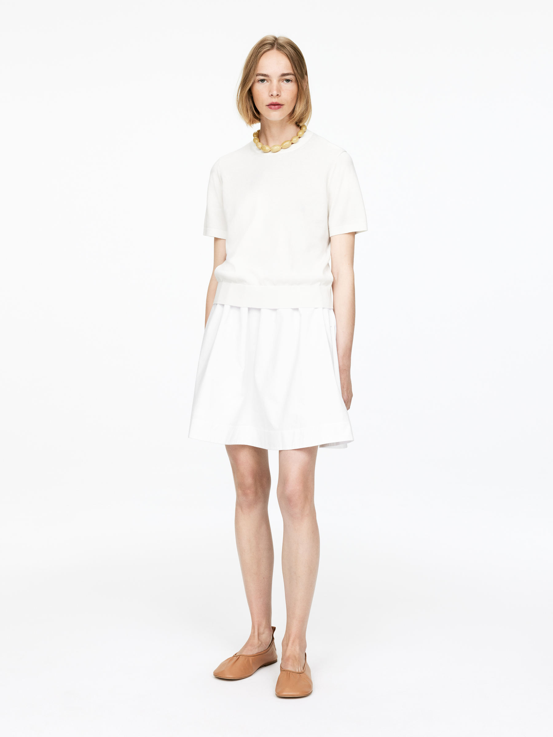 Knitted Short-Sleeved Top - Off White - Regular fit - Women - StillMedia/Lookbook - 4