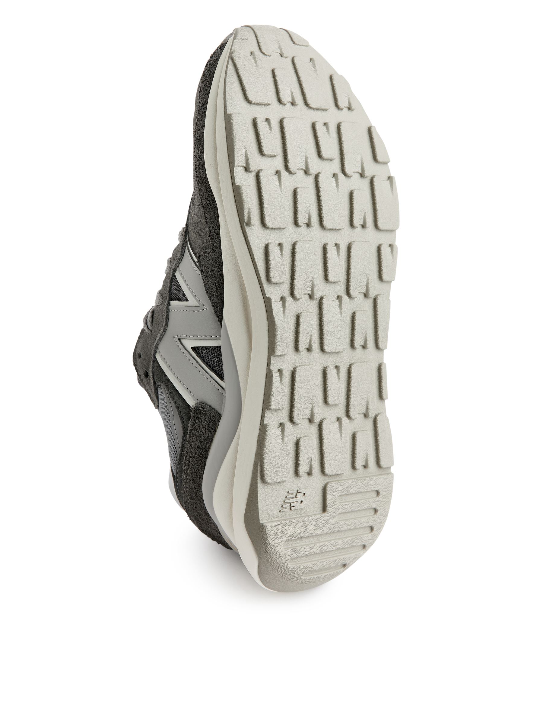 New Balance 5740 Trainers - Grey - Women - StillMedia/DescriptiveDetail - 8