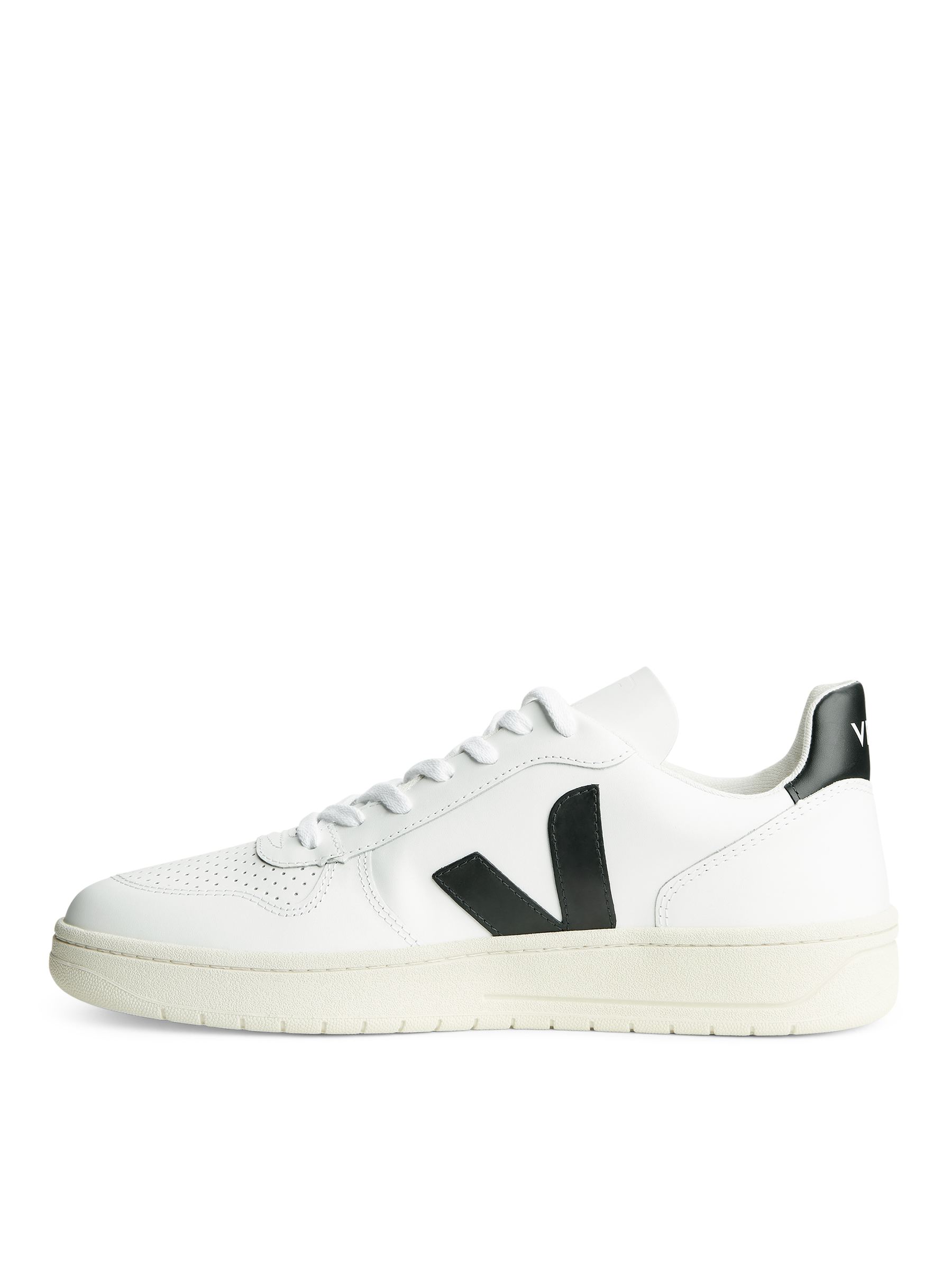 Veja V10 Trainers - White - Men - StillMedia/DescriptiveStillLife - 4