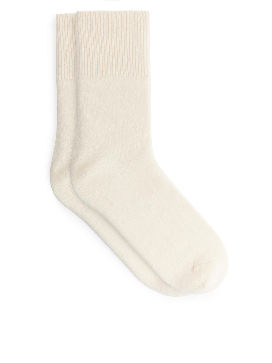 Socken aus Kaschmir und Wolle-#ECE9E2-5437