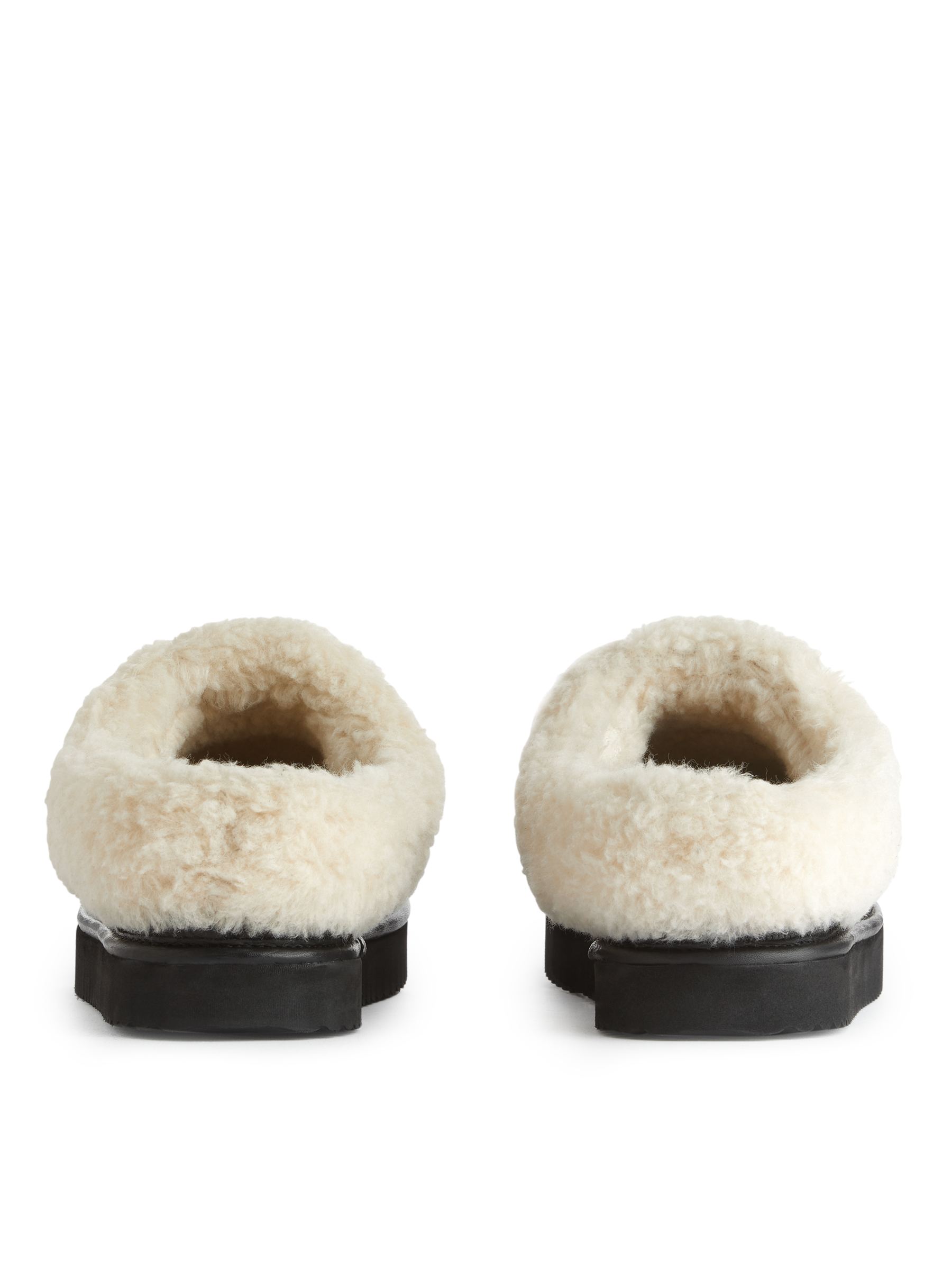 Lederhausschuhe mit Teddy - Schwarz/Cremeweiß - Women - StillMedia/DescriptiveStillLife - 4