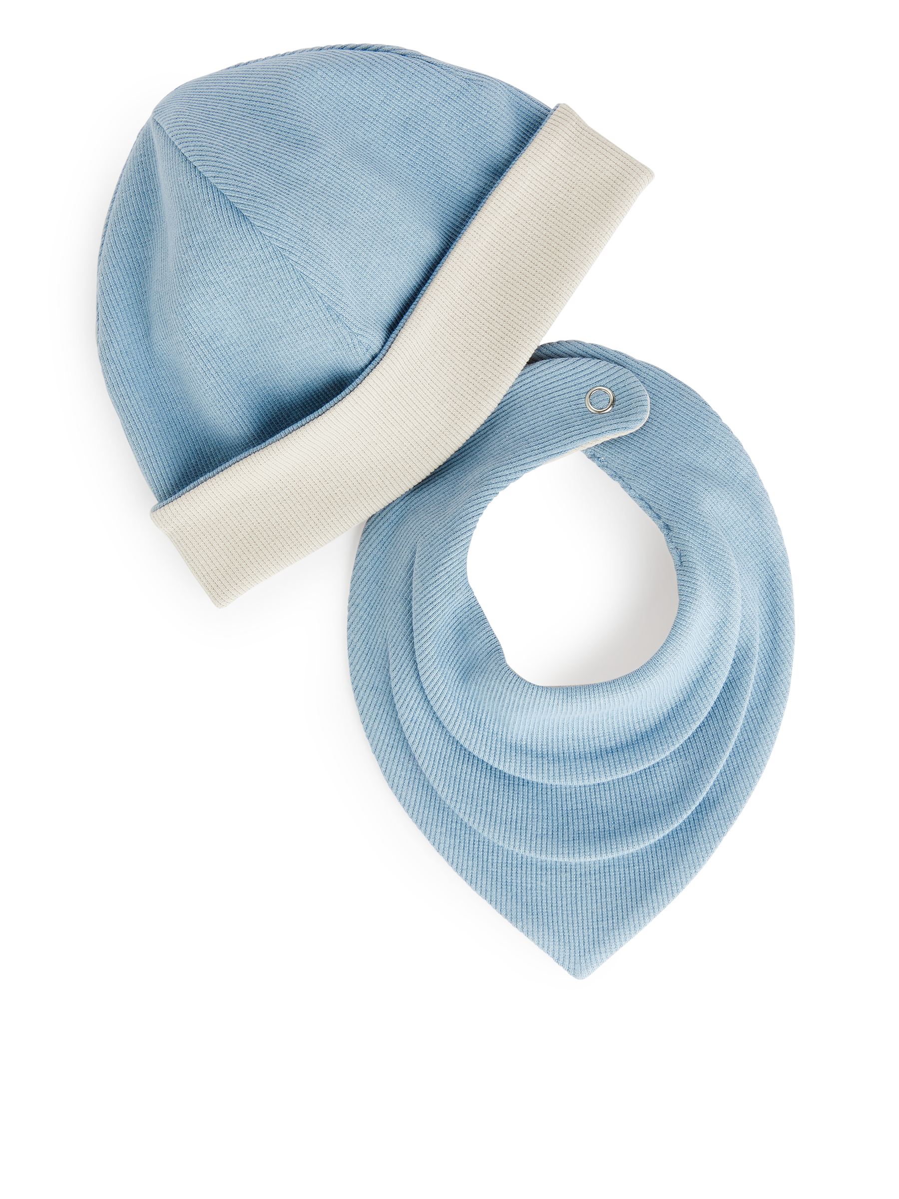 Conjunto de babero y gorro-#8B99AA-2370