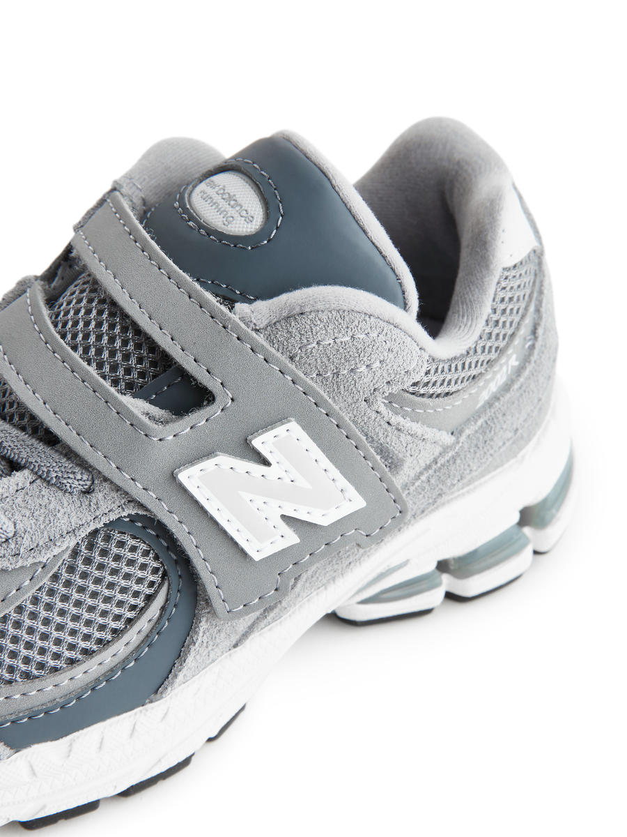 New Balance 2002 Youth Trainers-#C0C3C6-6827