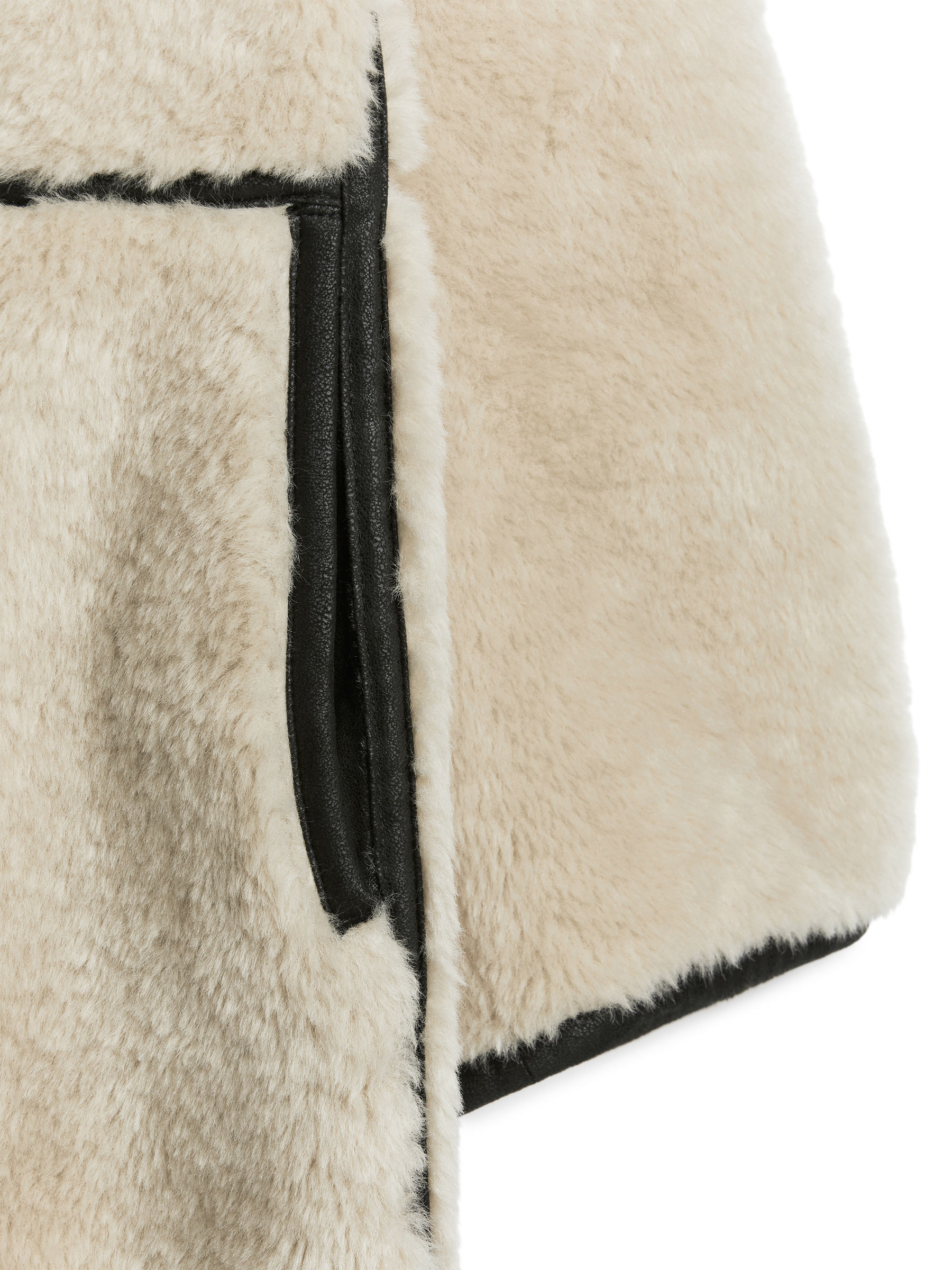Cappotto in pelliccia sintetica - Beige - Regular fit - Women - StillMedia/DescriptiveDetail - 1
