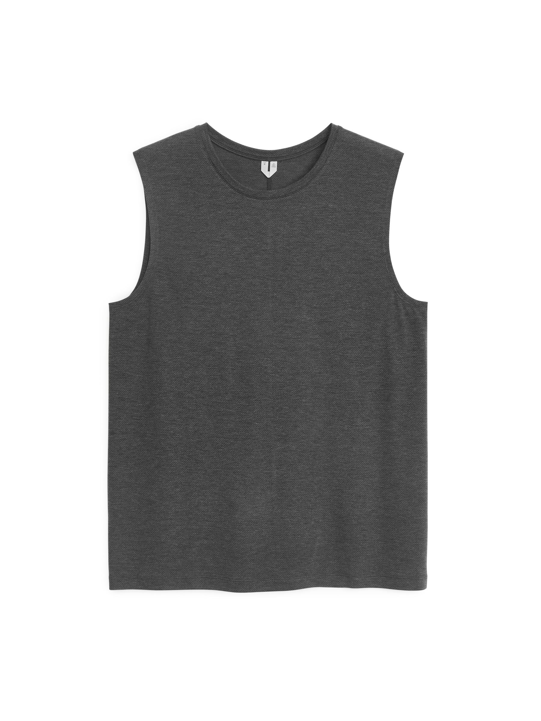 Top de tirantes deportivo de malla - Negro - Corte relajado - Men - StillMedia/DescriptiveStillLife - 1
