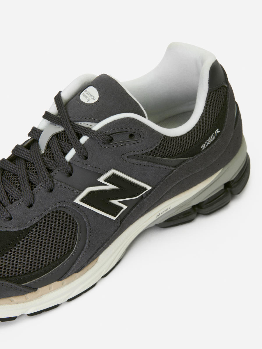 New balance gris foncé online