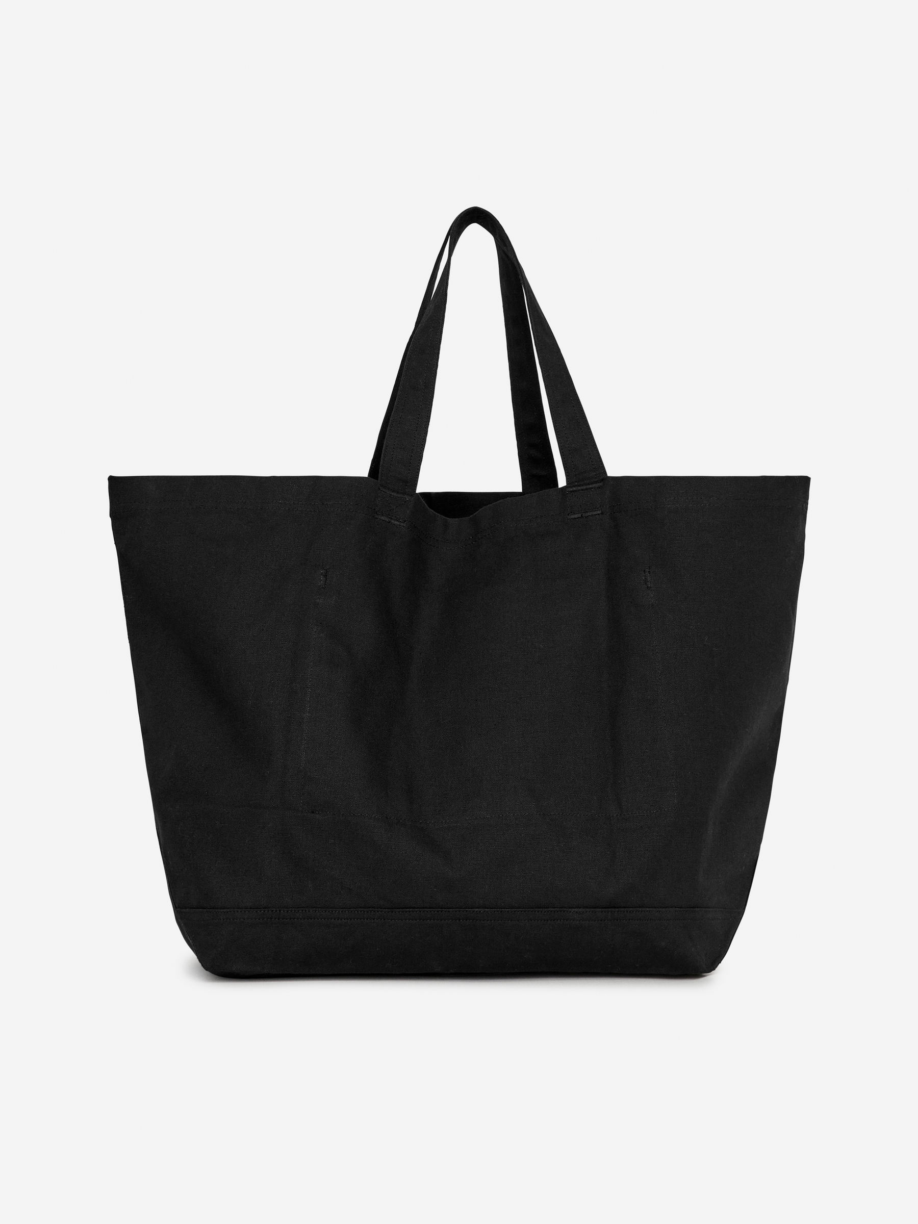 ARKET Oversized shopper i canvas - Svart - Men - StillMedia/DescriptiveStillLife - 5