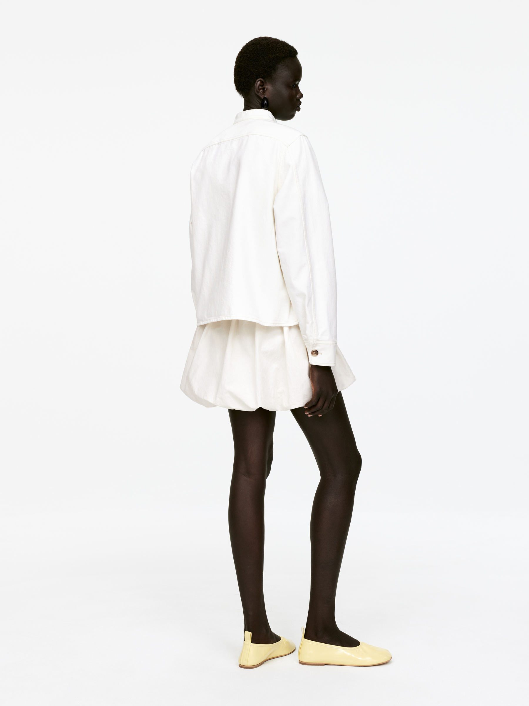 Denim Overshirt - Off White - Regular fit - Women - StillMedia/Lookbook - 3