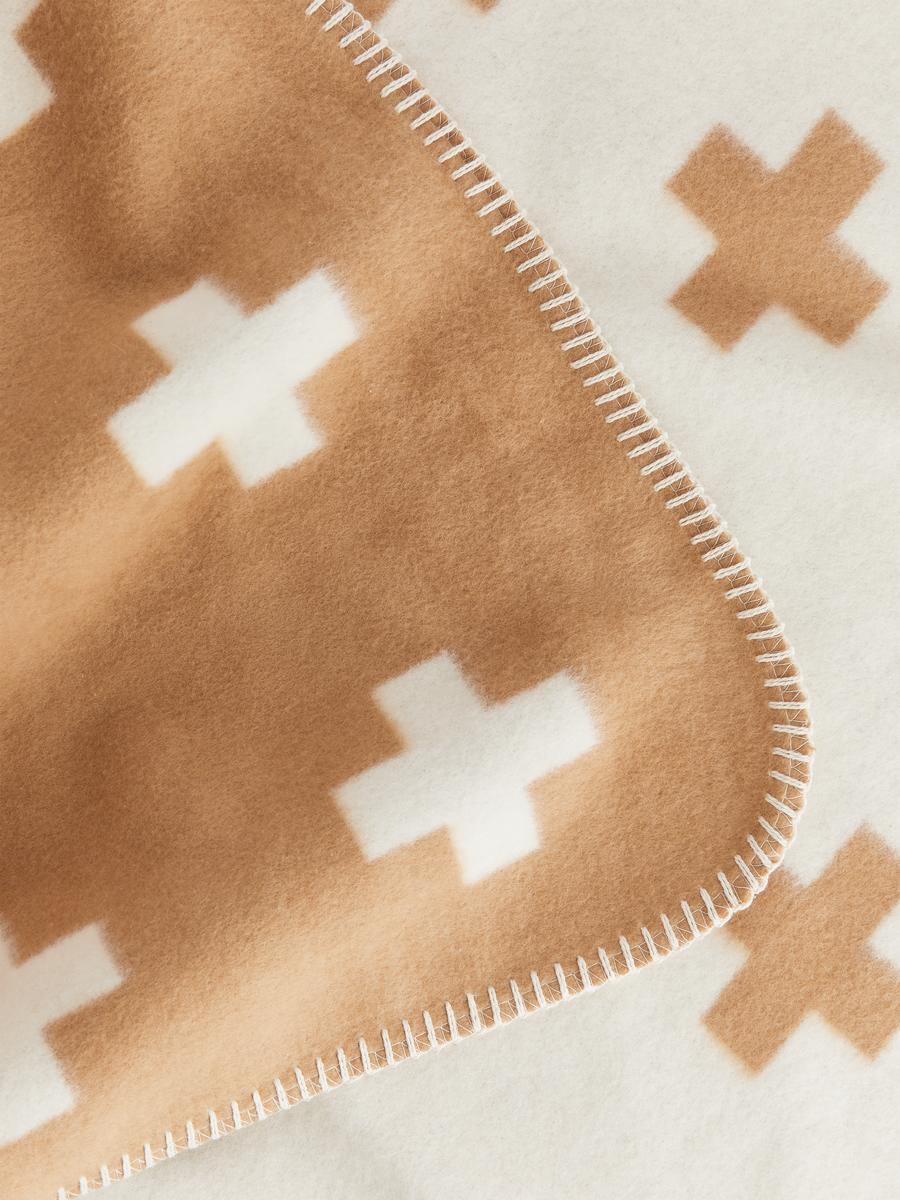 Pia Wallén Cross Blanket - Beige/White - Homeware - 1038567002