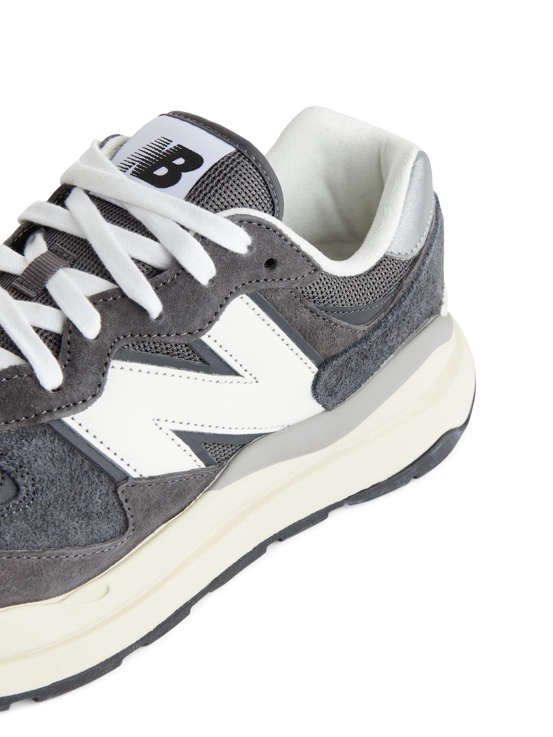 Zapatillas New Balance 5740 - Gris oscuro - Men - StillMedia/DescriptiveDetail - 6